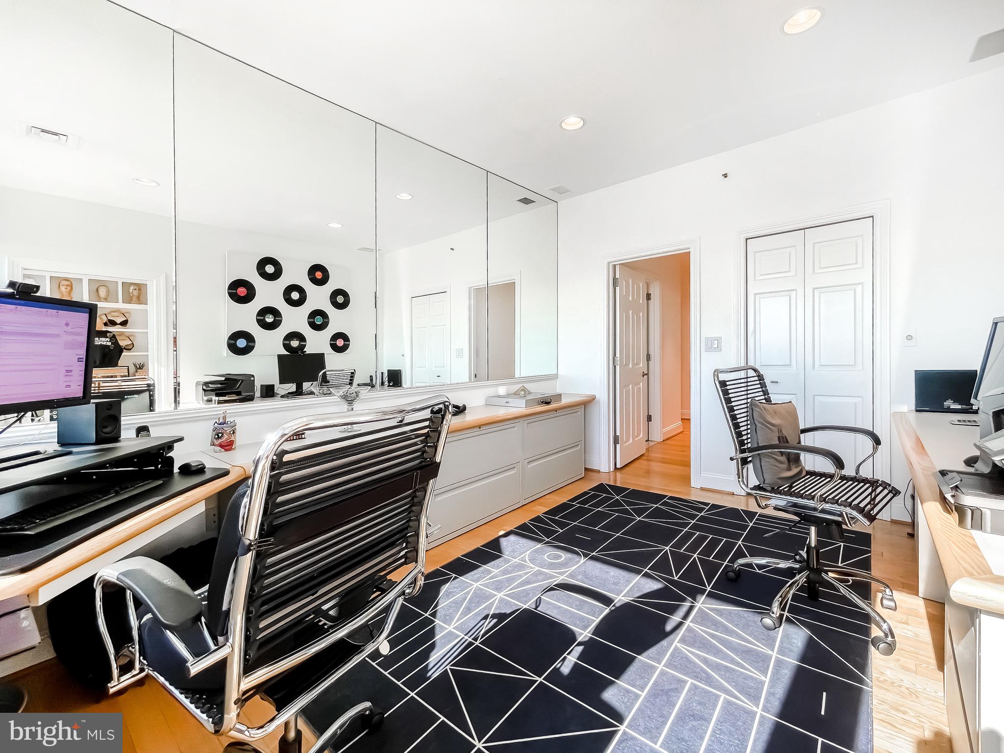 INNER HARBOR - Residential