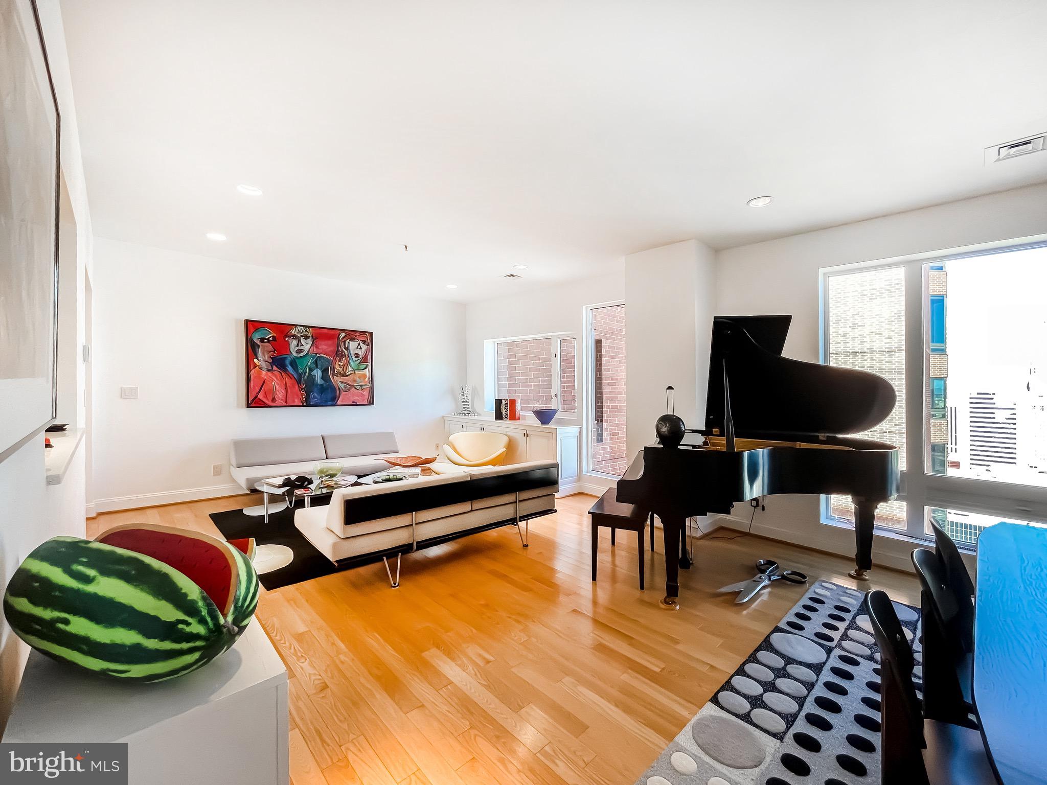 INNER HARBOR - Residential