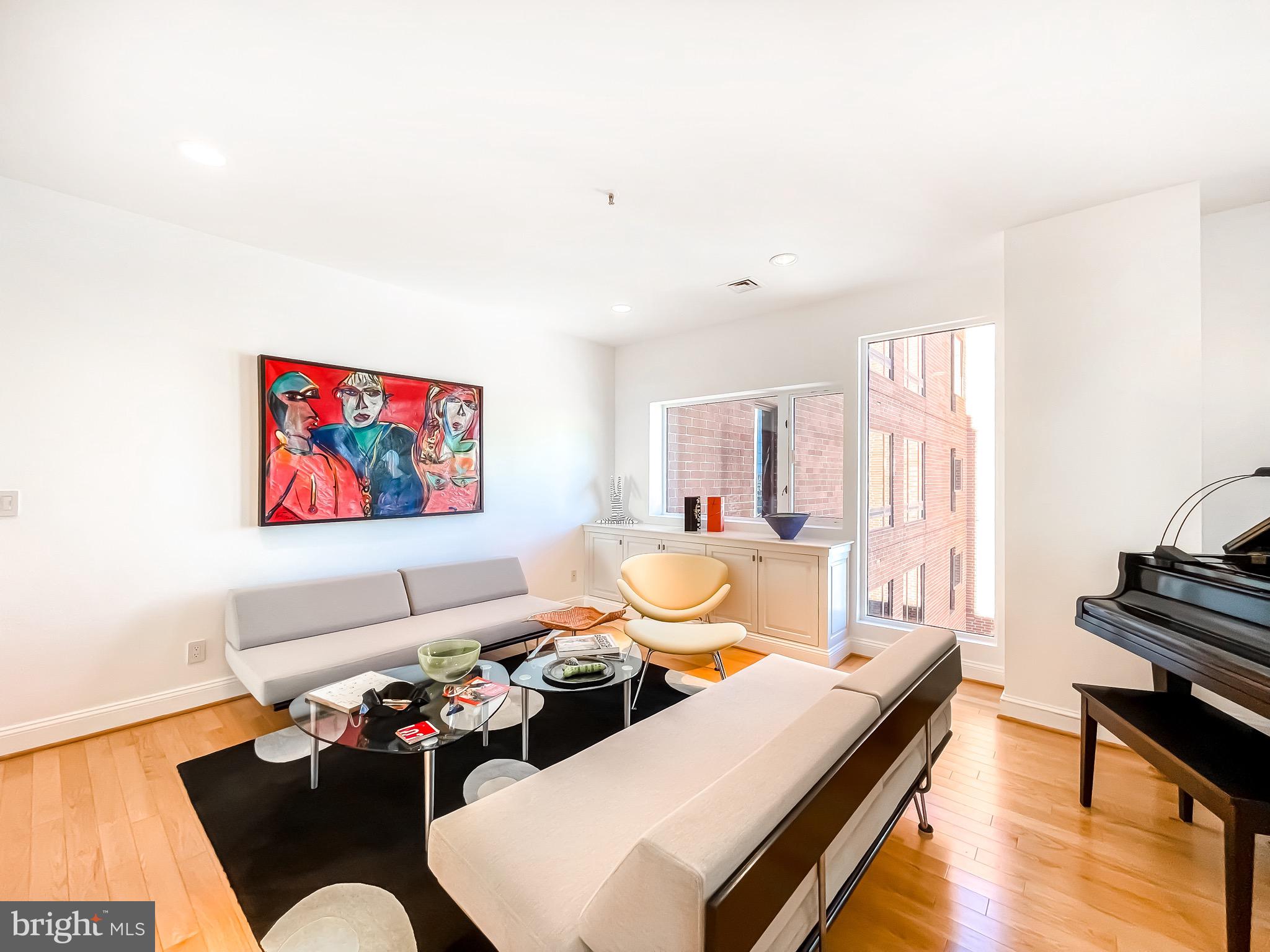 INNER HARBOR - Residential