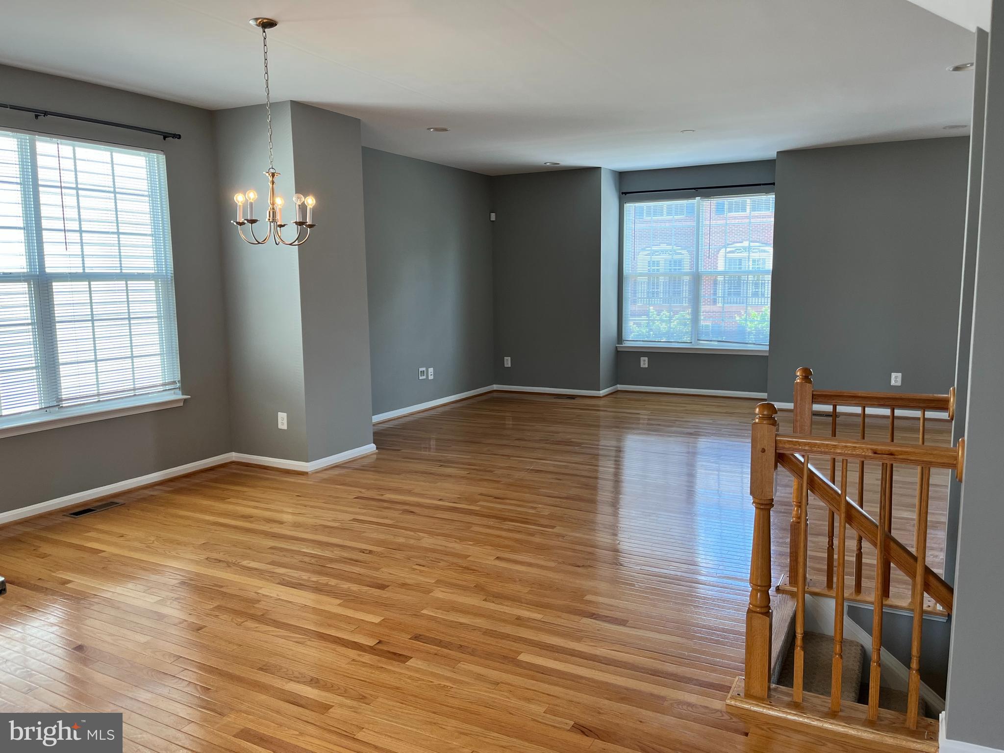 LANSDOWNE TOWN CENTER - Residential Lease