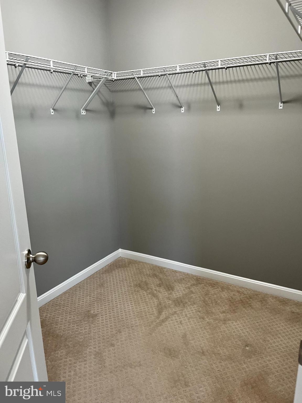 LANSDOWNE TOWN CENTER - Residential Lease