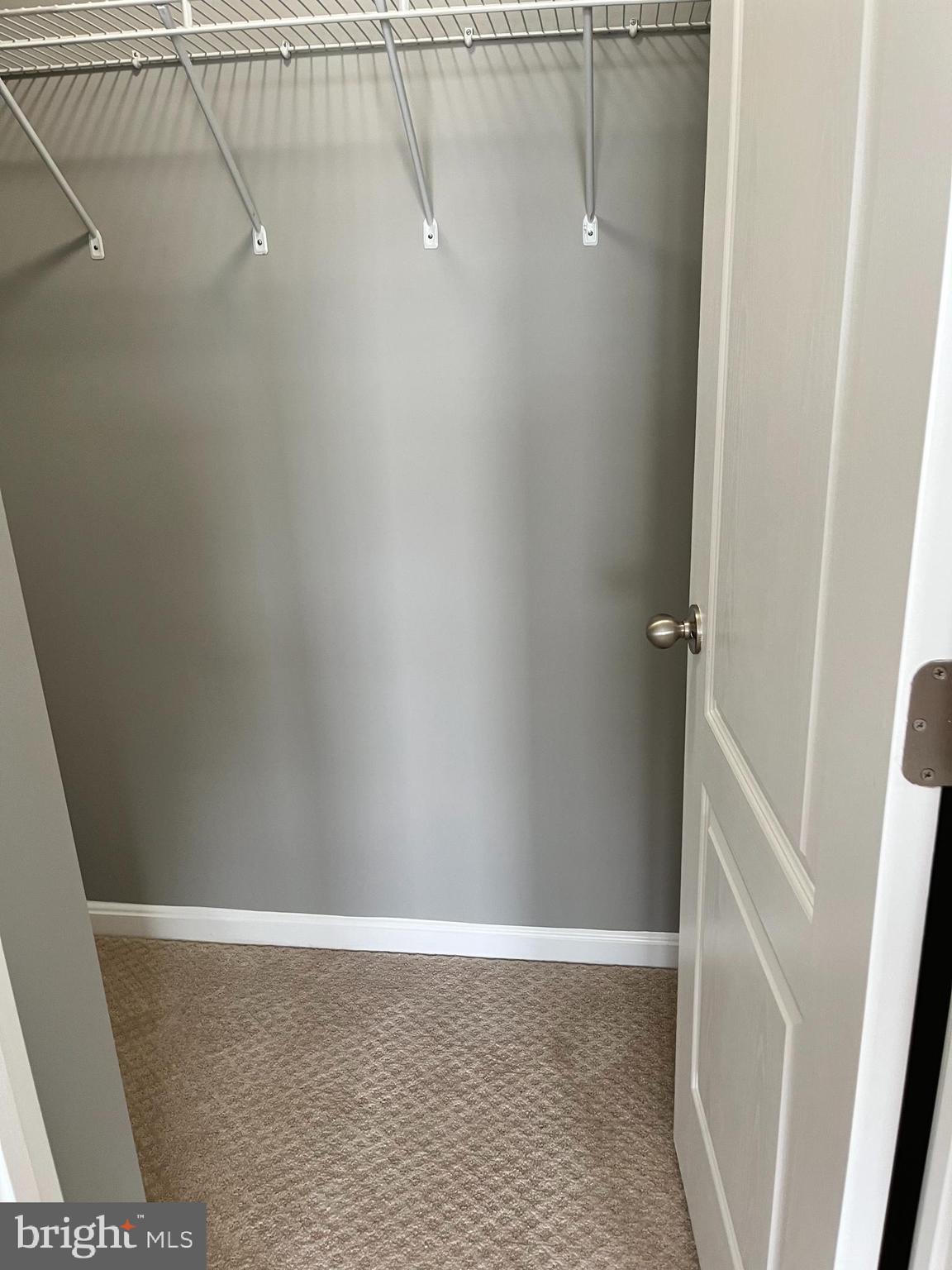 LANSDOWNE TOWN CENTER - Residential Lease