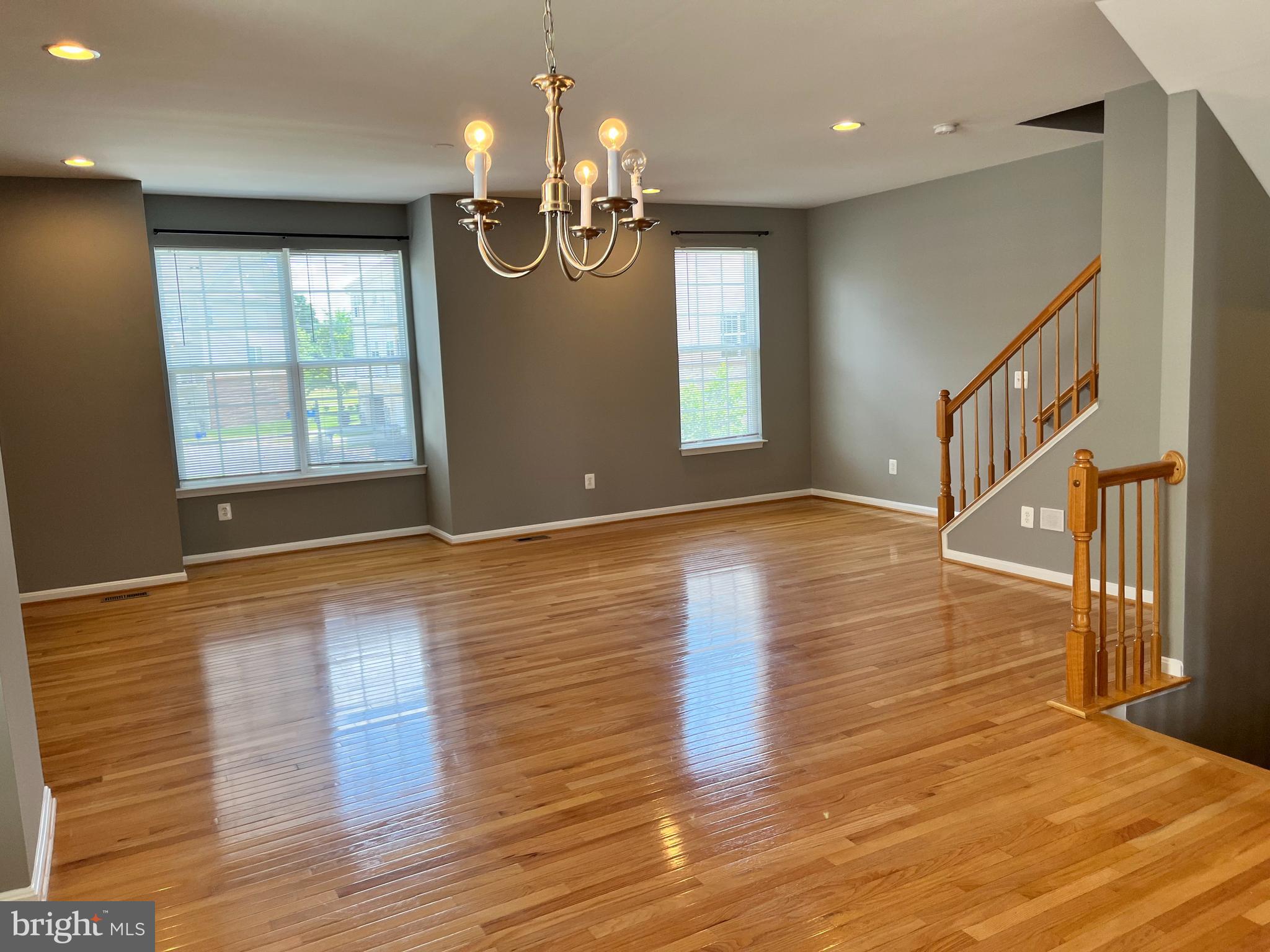 LANSDOWNE TOWN CENTER - Residential Lease