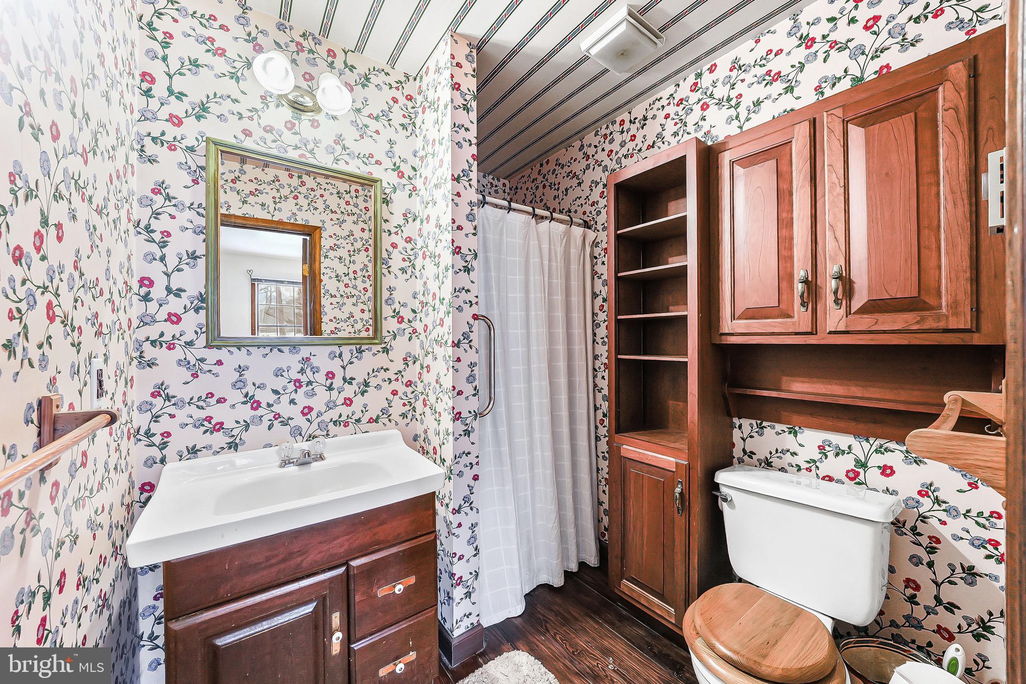 DOGWOOD ESTATES - Residential