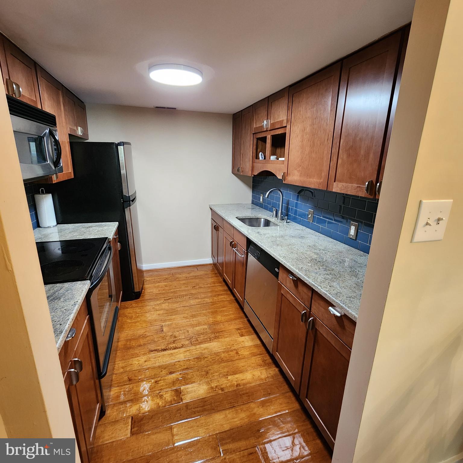 WASHINGTON SQ WEST - Residential