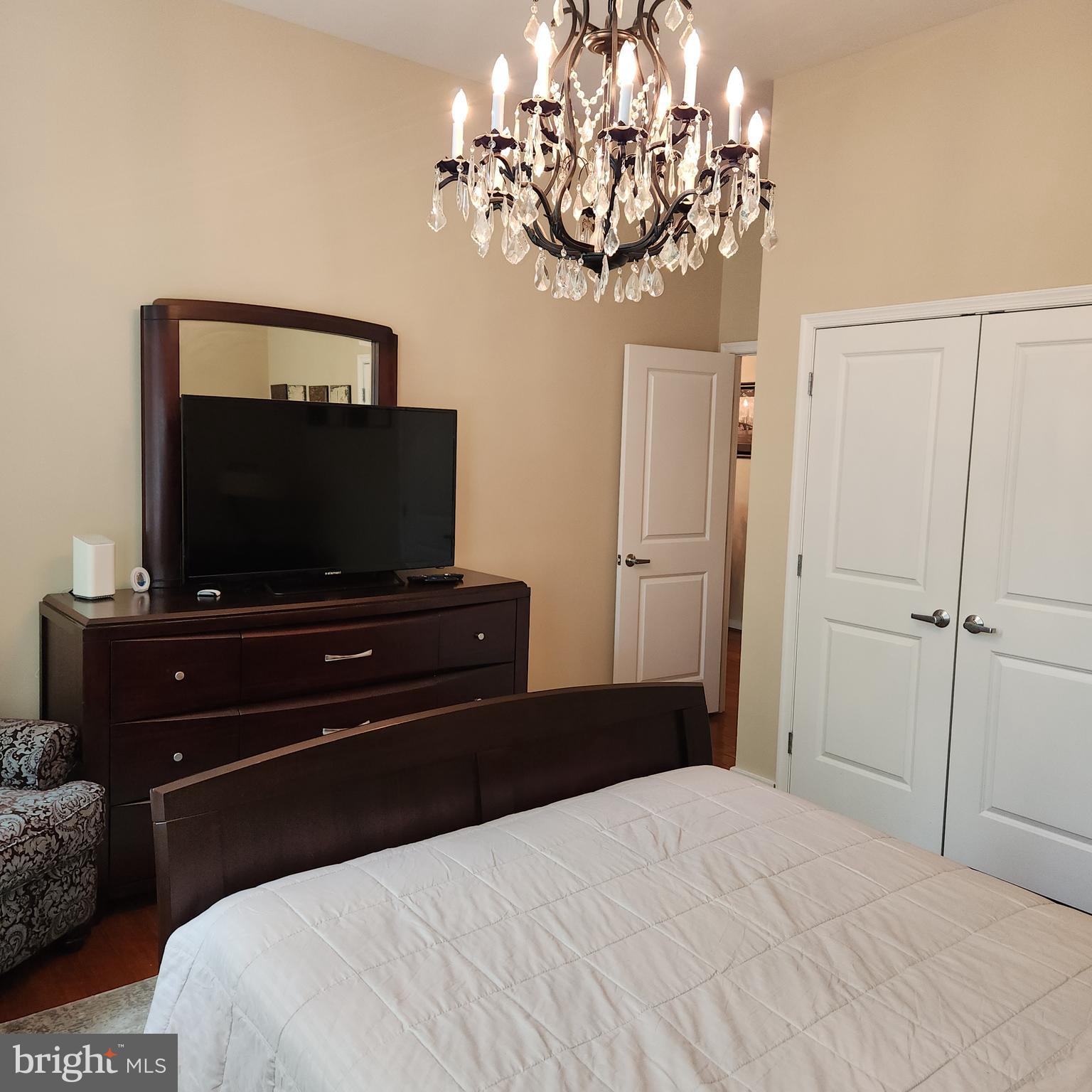 WASHINGTON SQ WEST - Residential