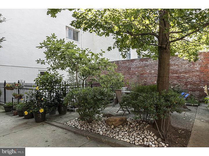 WASHINGTON SQ WEST - Residential