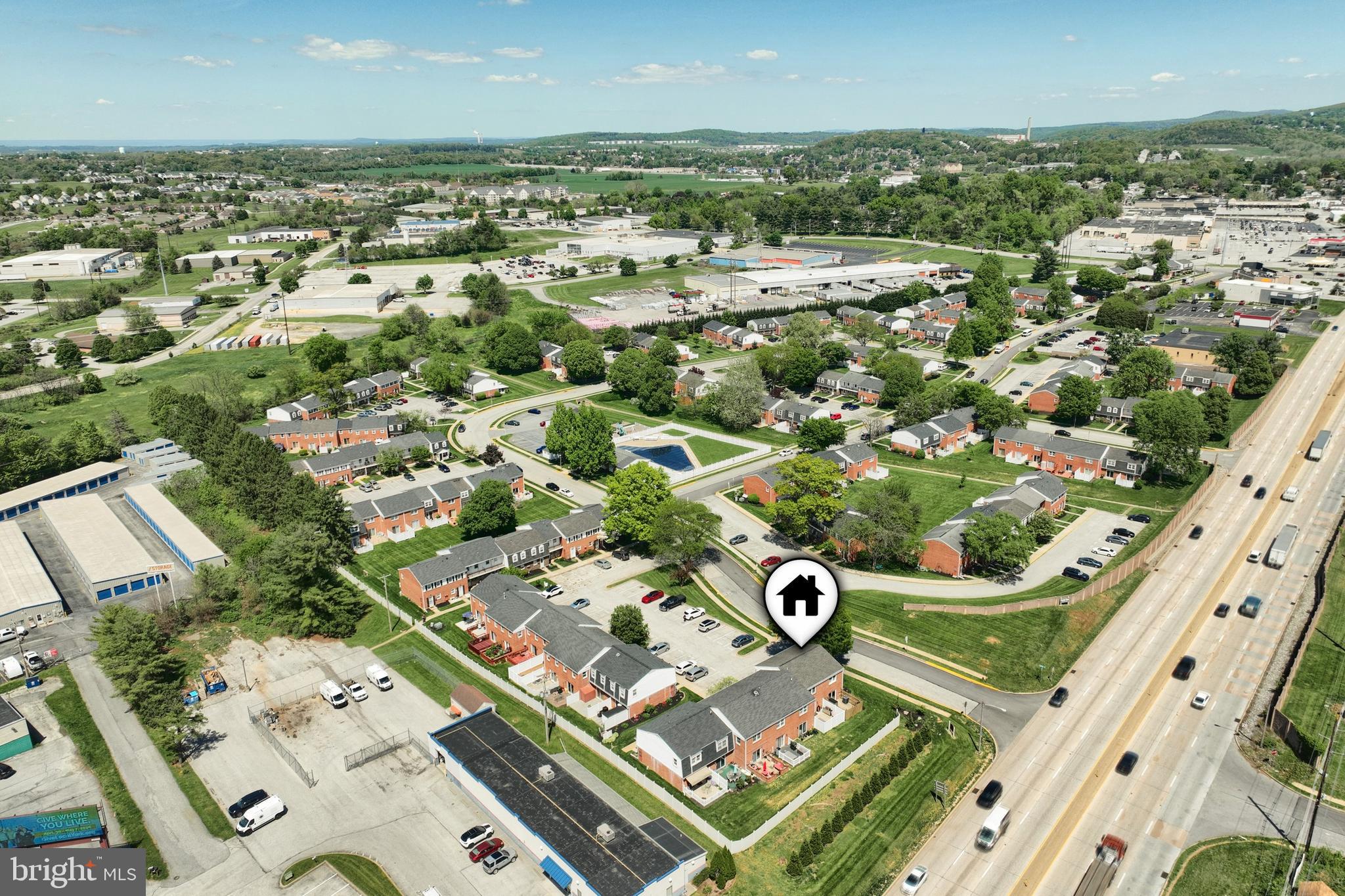 COLONY PARK CONDOS - Residential