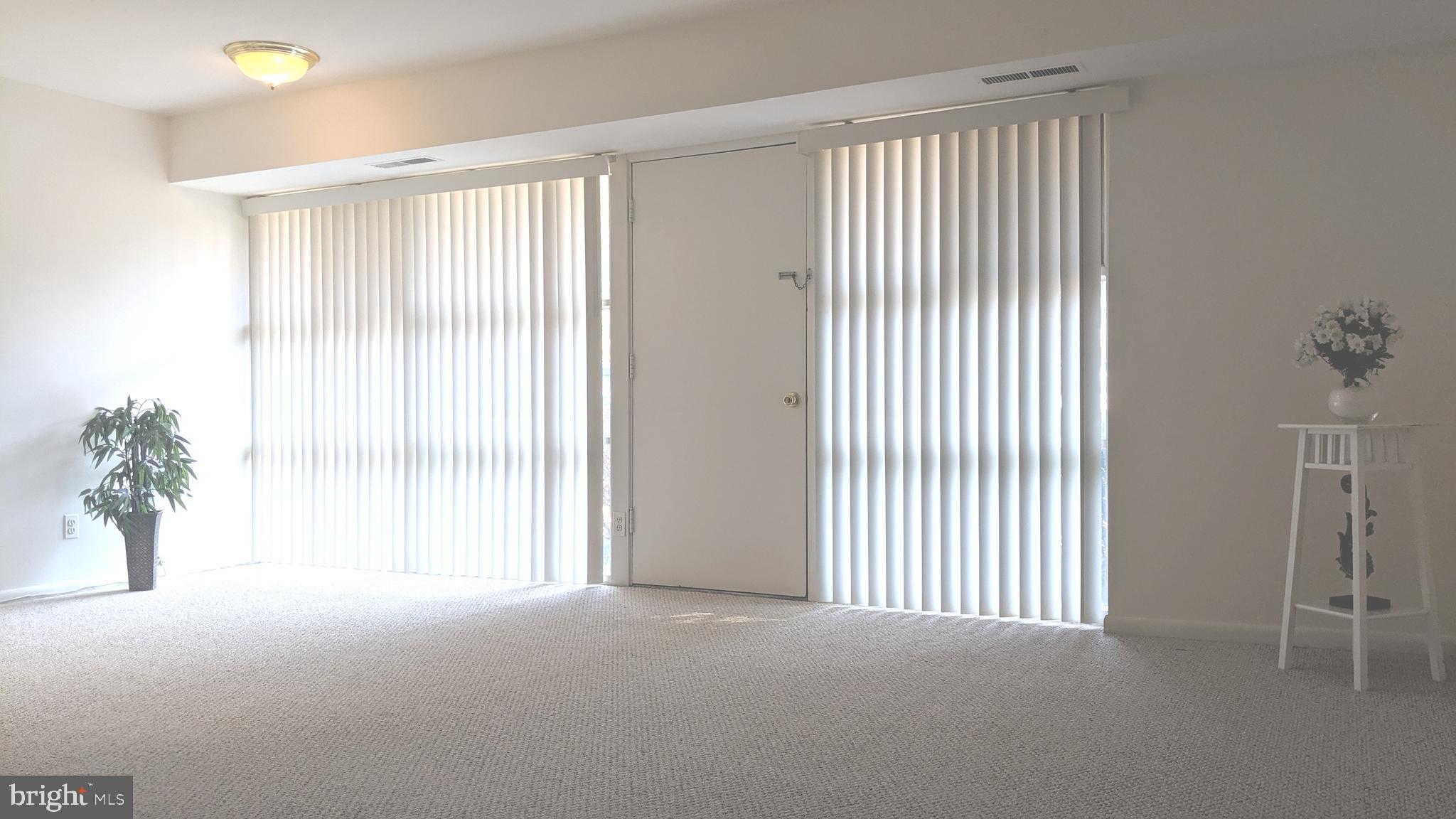 FAIRFAX HERITAGE - Residential Lease