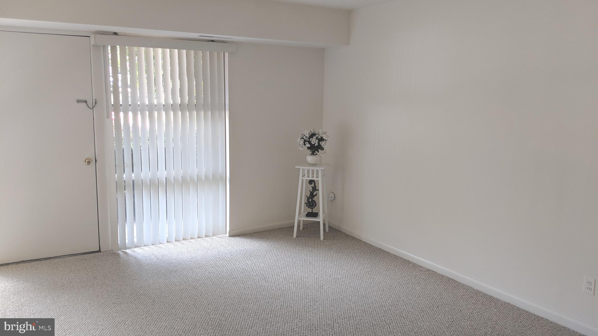 FAIRFAX HERITAGE - Residential Lease