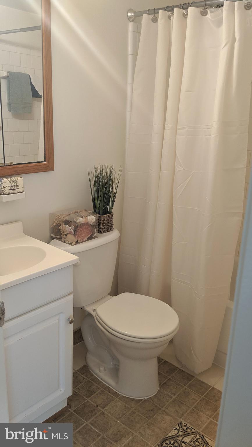 FAIRFAX HERITAGE - Residential Lease