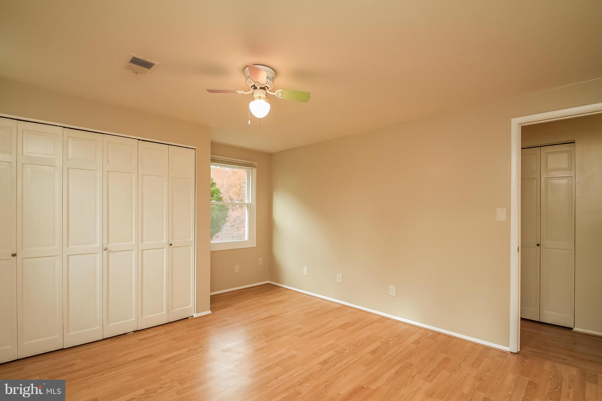 WARR LAKES - Residential