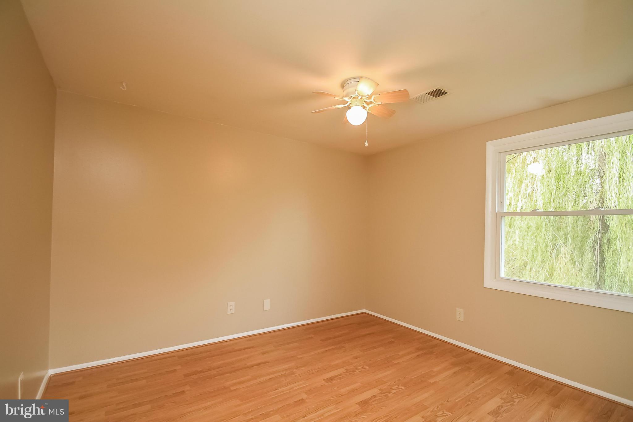 WARR LAKES - Residential