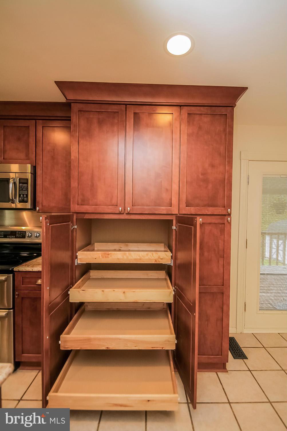 WARR LAKES - Residential