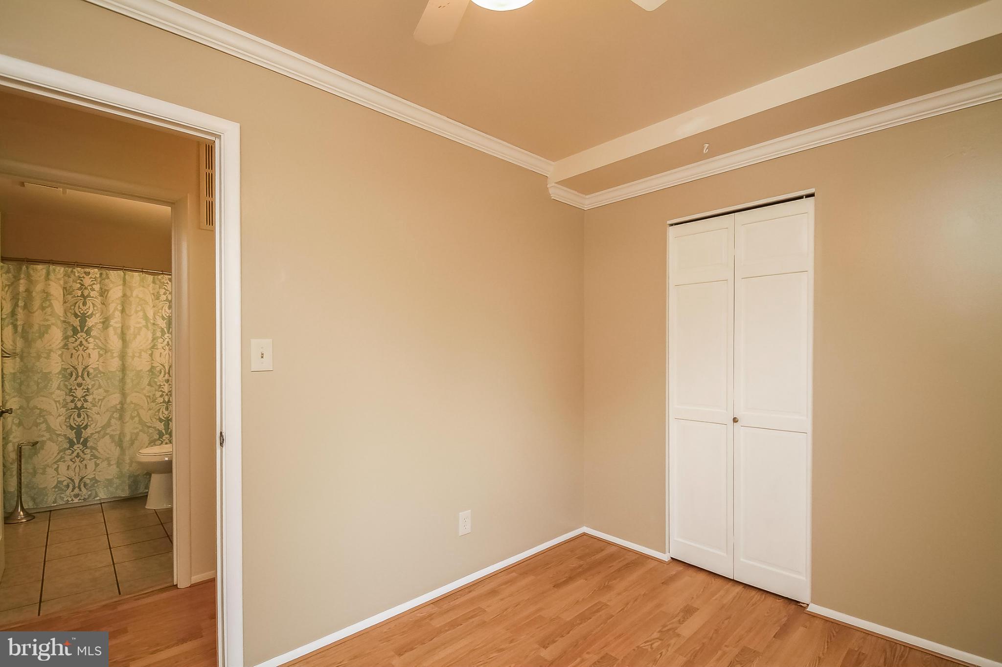 WARR LAKES - Residential