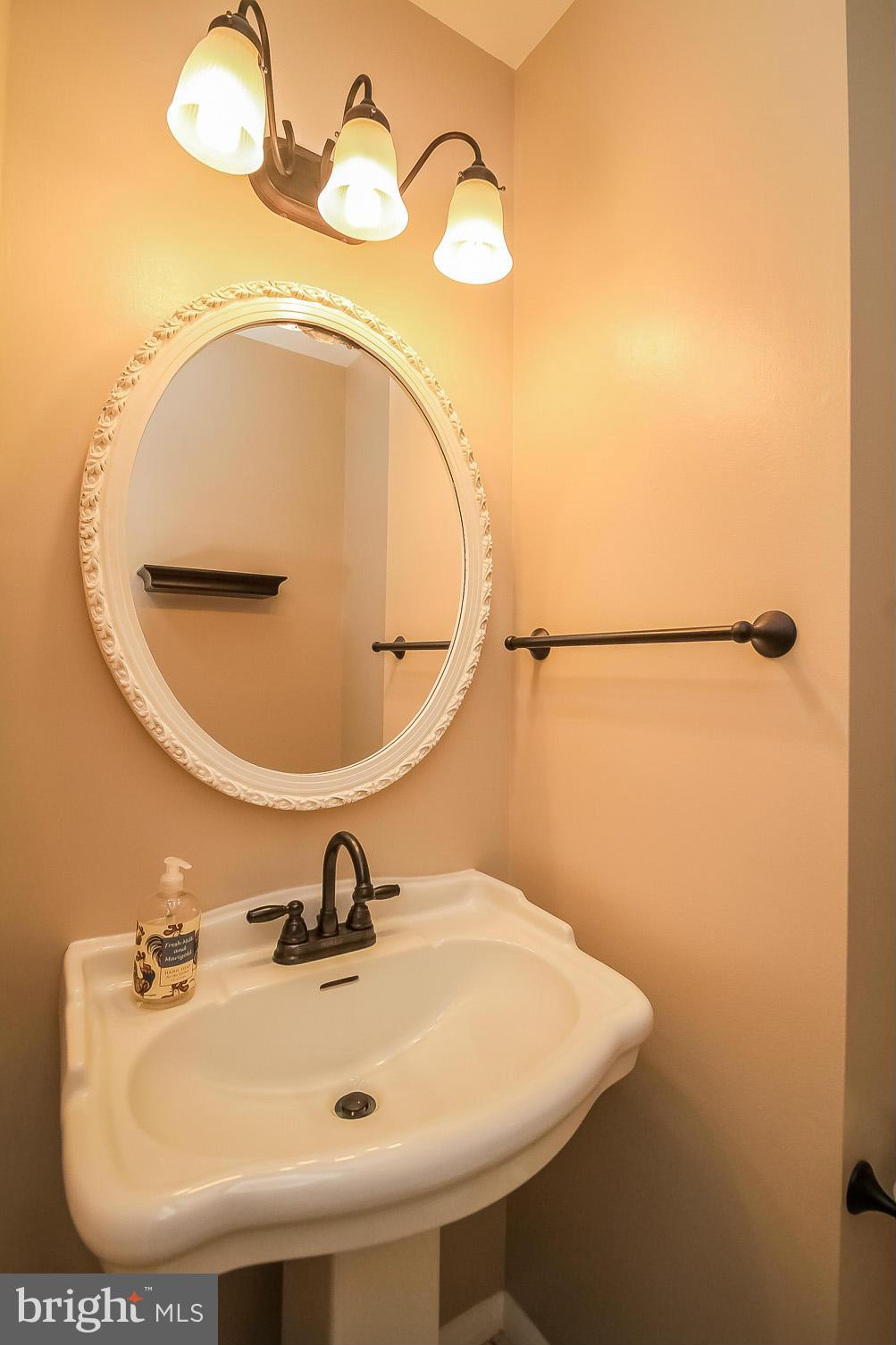 WARR LAKES - Residential