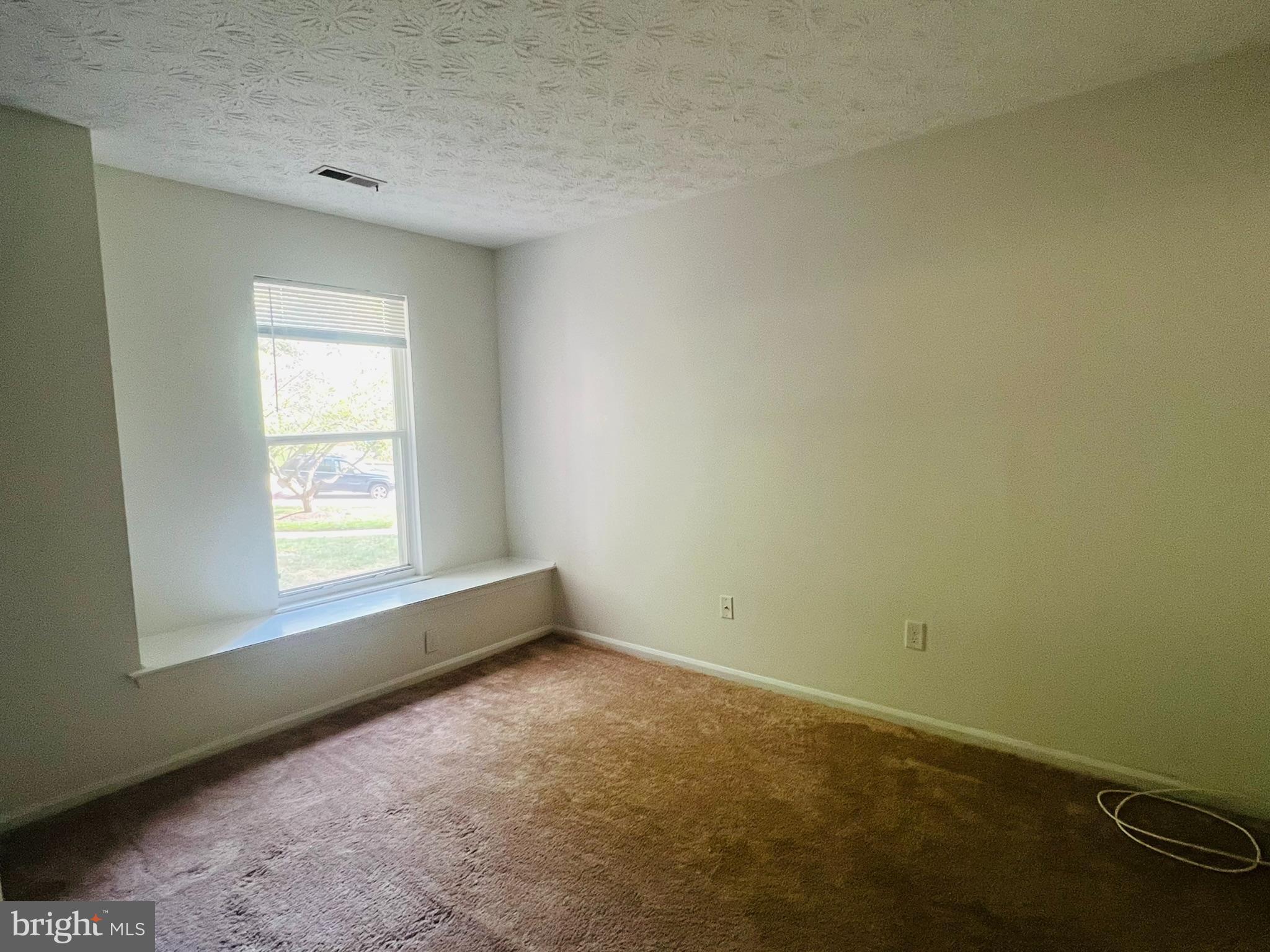 VILLAGE OF HICKORY RIDGE - Residential Lease