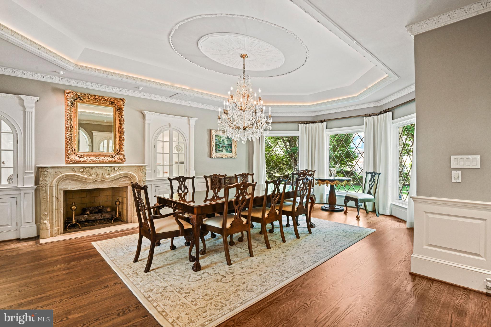 FALCON RIDGE - Residential