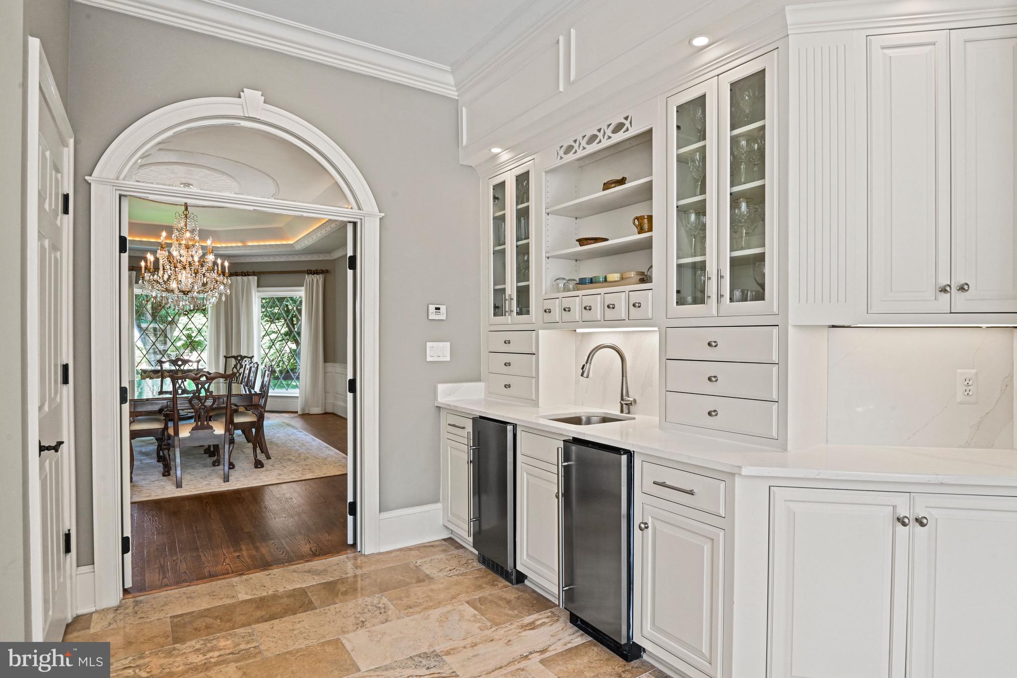 FALCON RIDGE - Residential