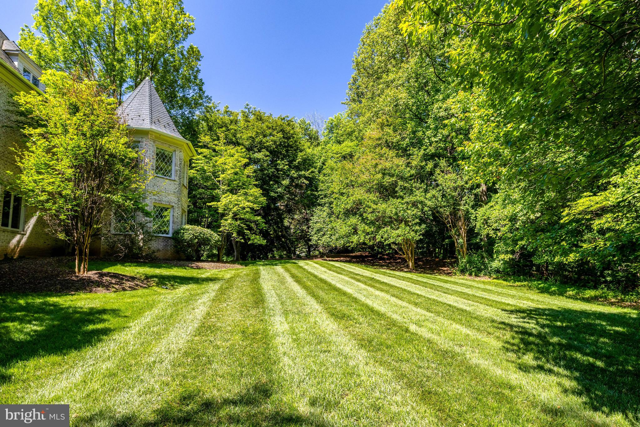 FALCON RIDGE - Residential