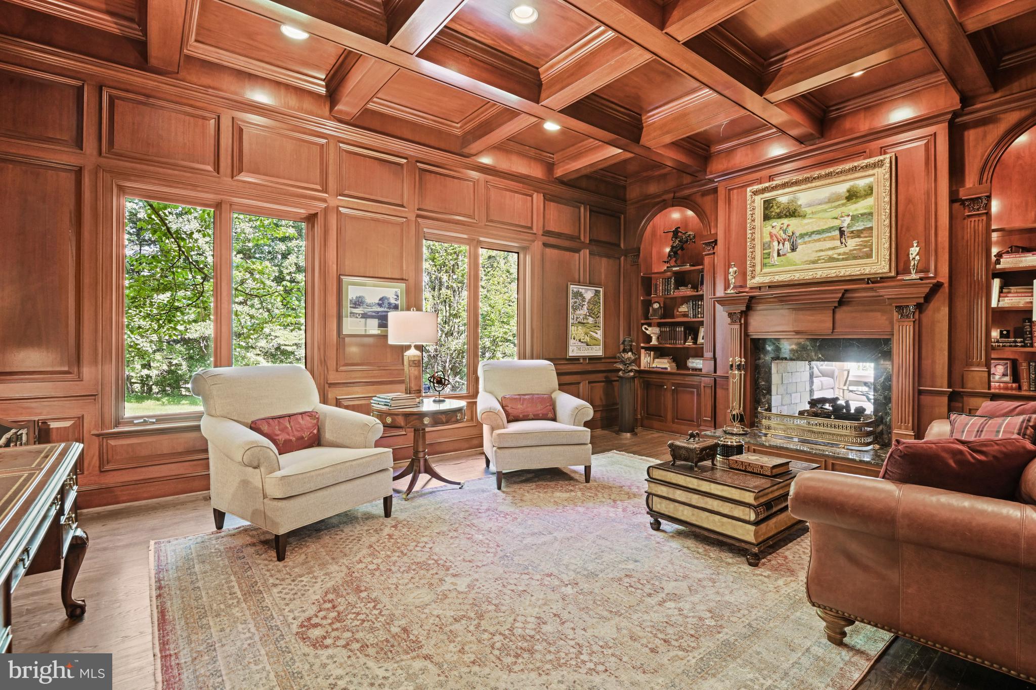 FALCON RIDGE - Residential