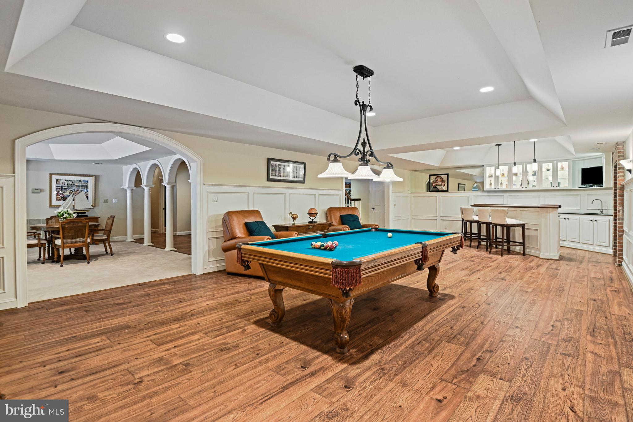FALCON RIDGE - Residential