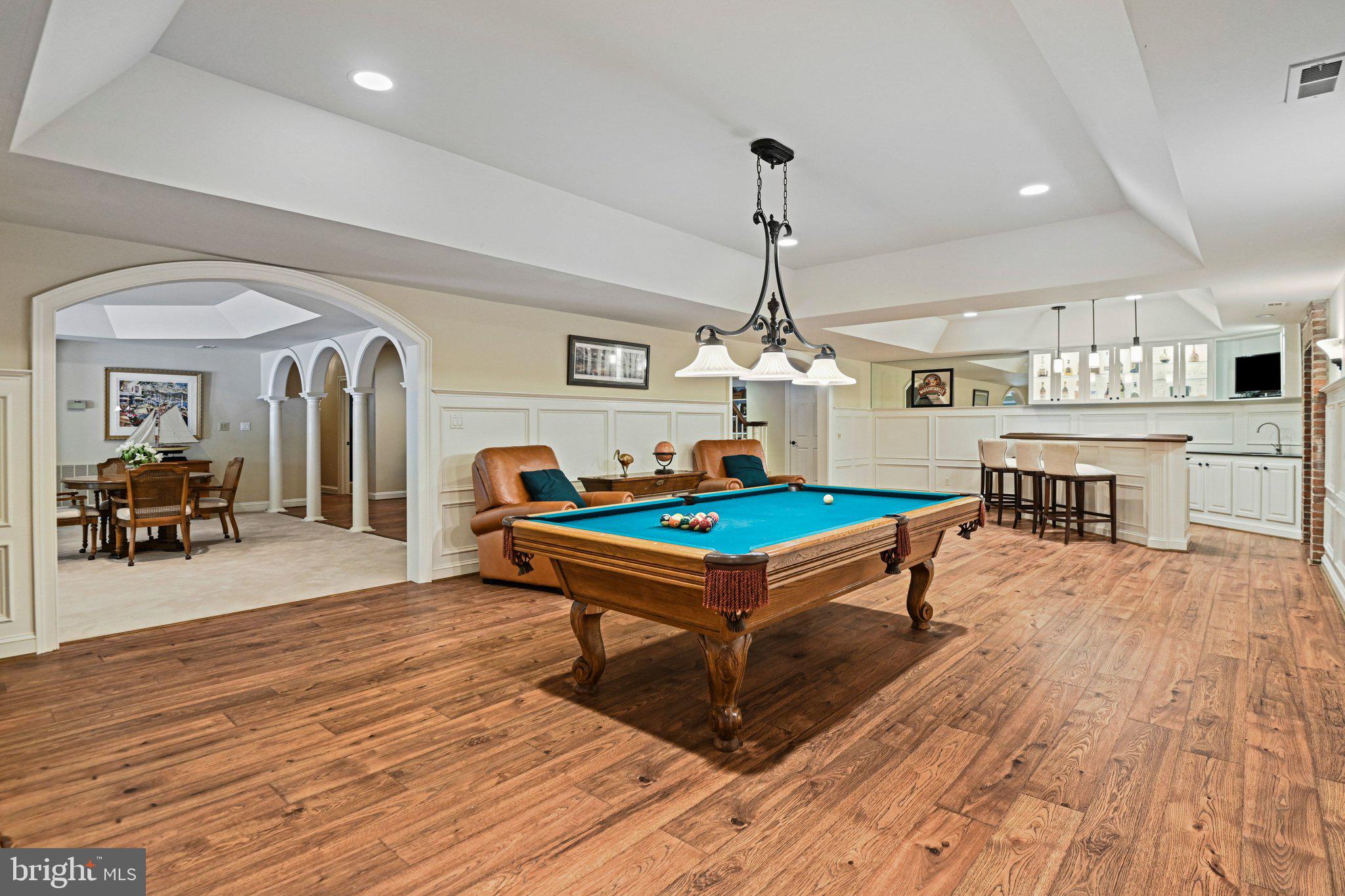 FALCON RIDGE - Residential
