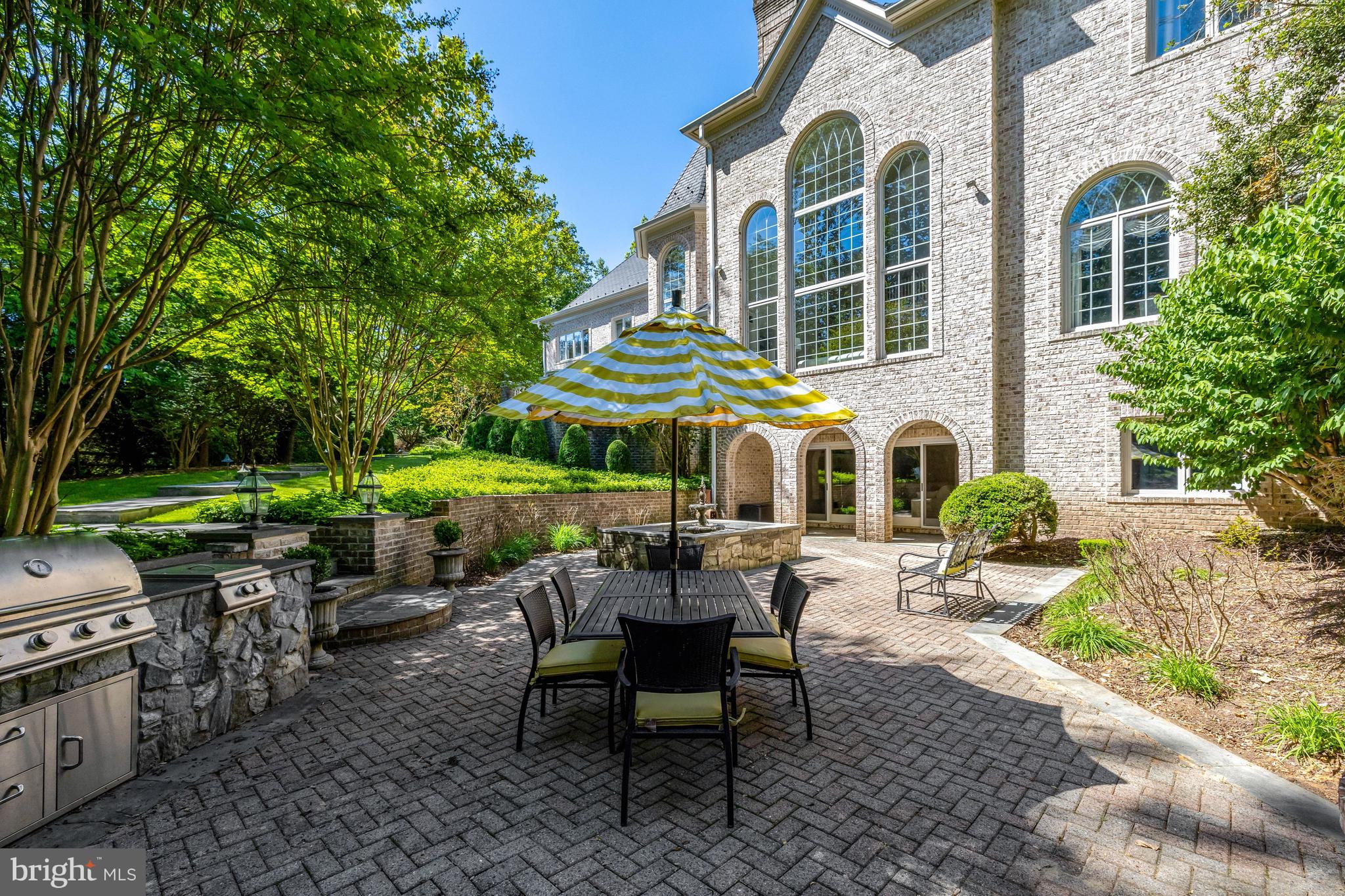 FALCON RIDGE - Residential