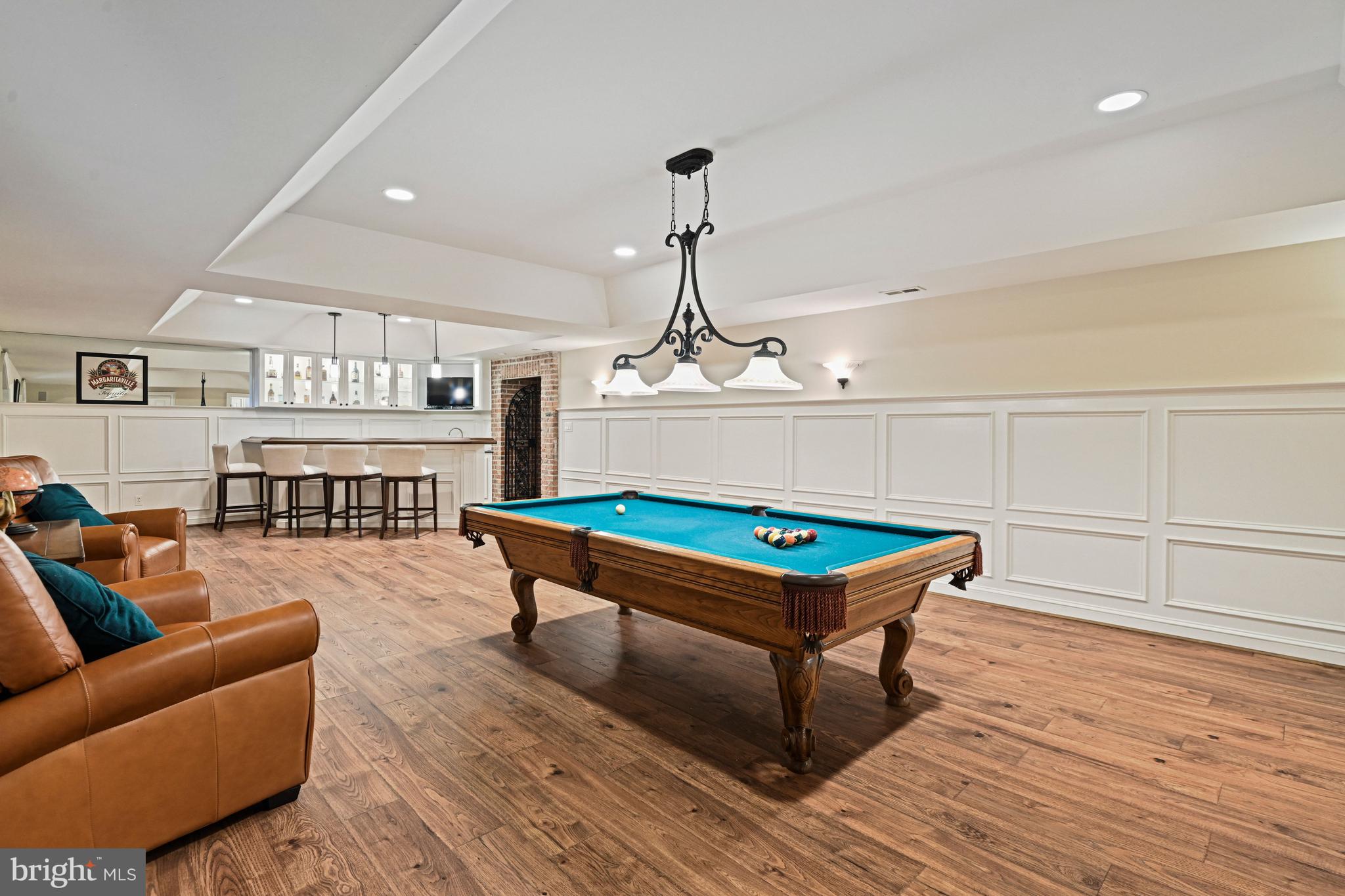 FALCON RIDGE - Residential