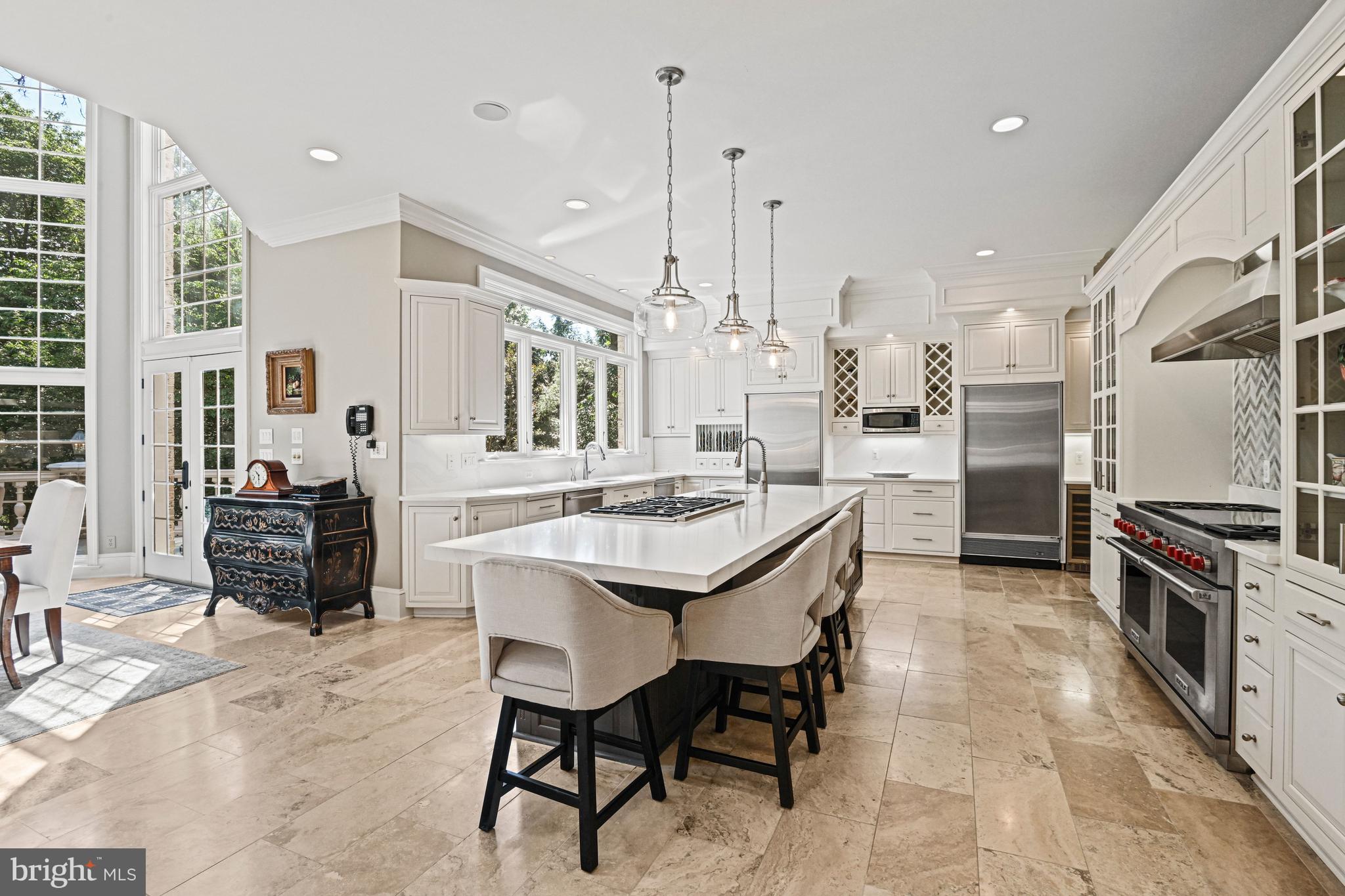 FALCON RIDGE - Residential