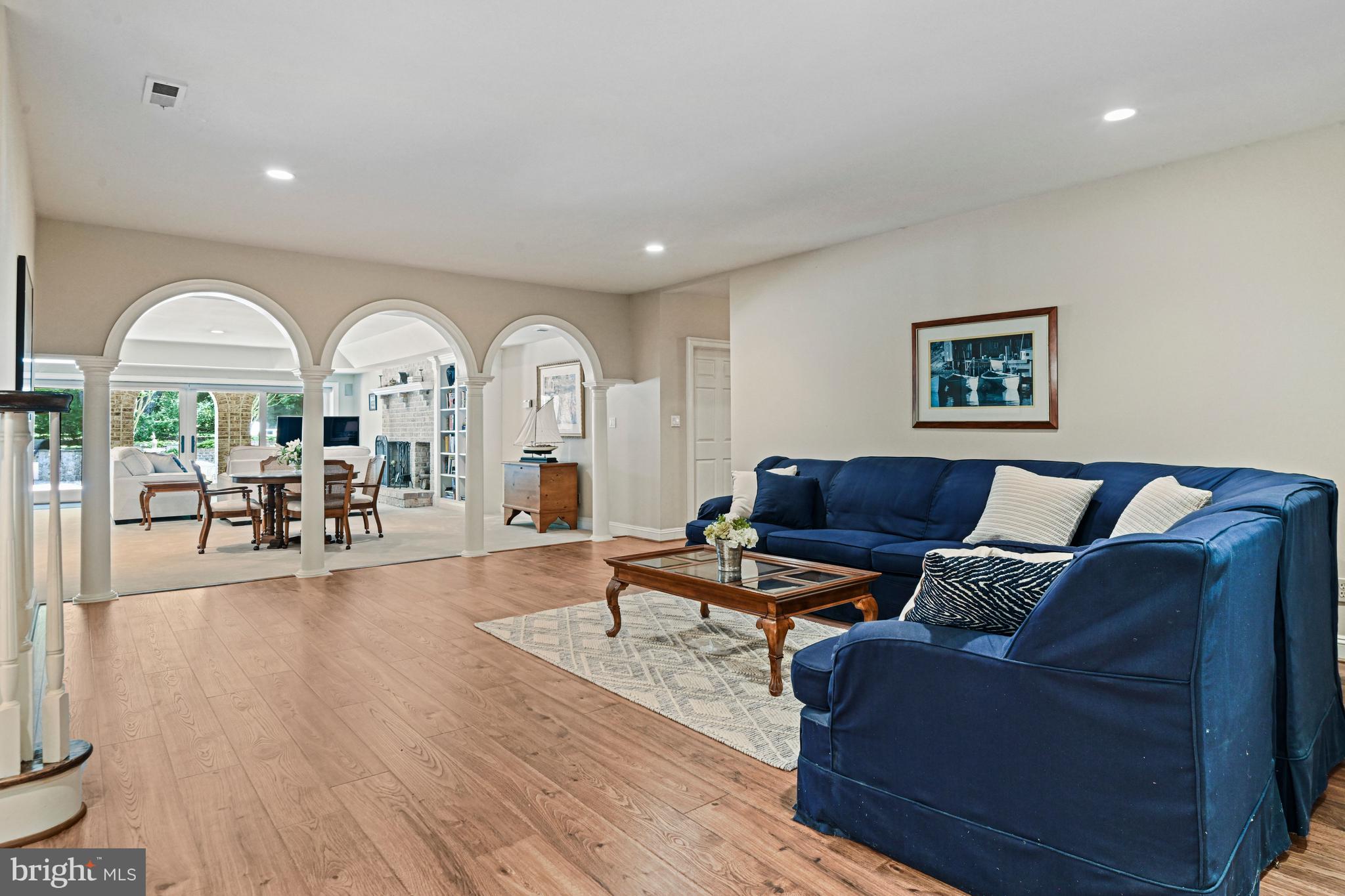 FALCON RIDGE - Residential