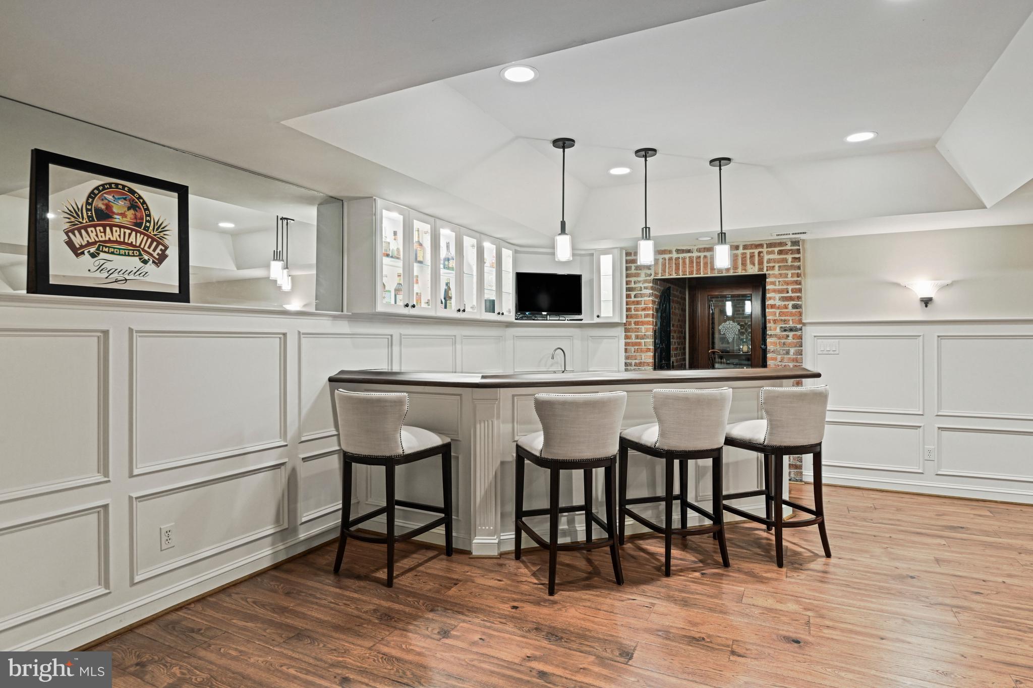 FALCON RIDGE - Residential