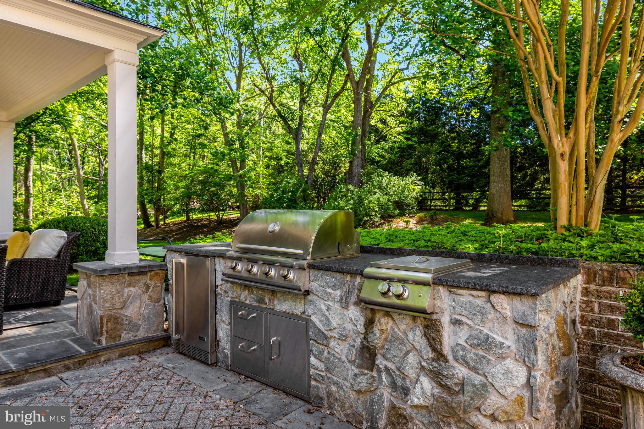 FALCON RIDGE - Residential