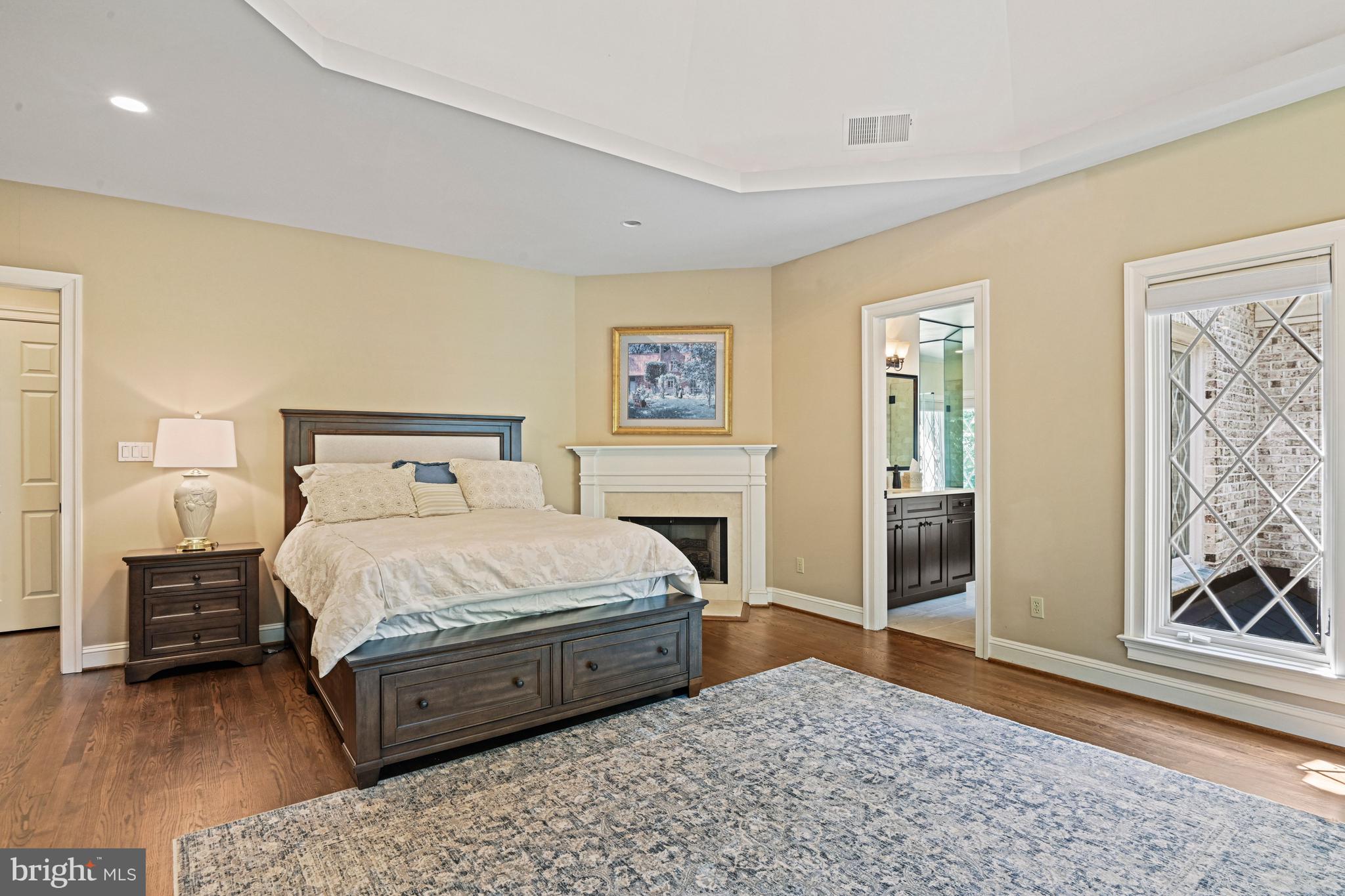 FALCON RIDGE - Residential