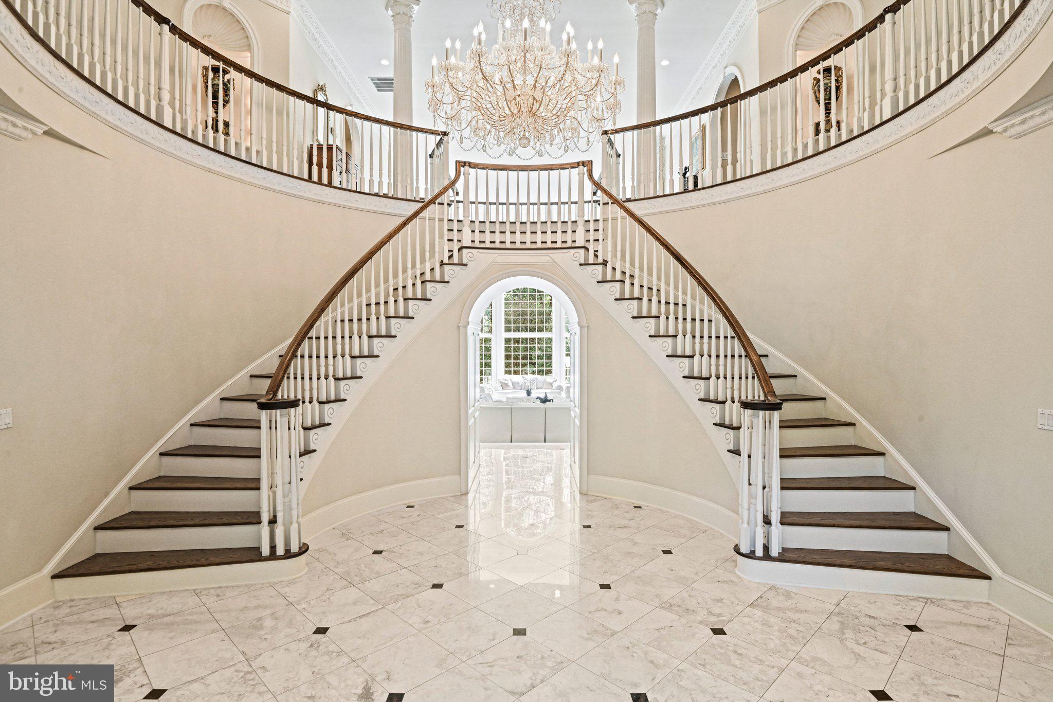 FALCON RIDGE - Residential