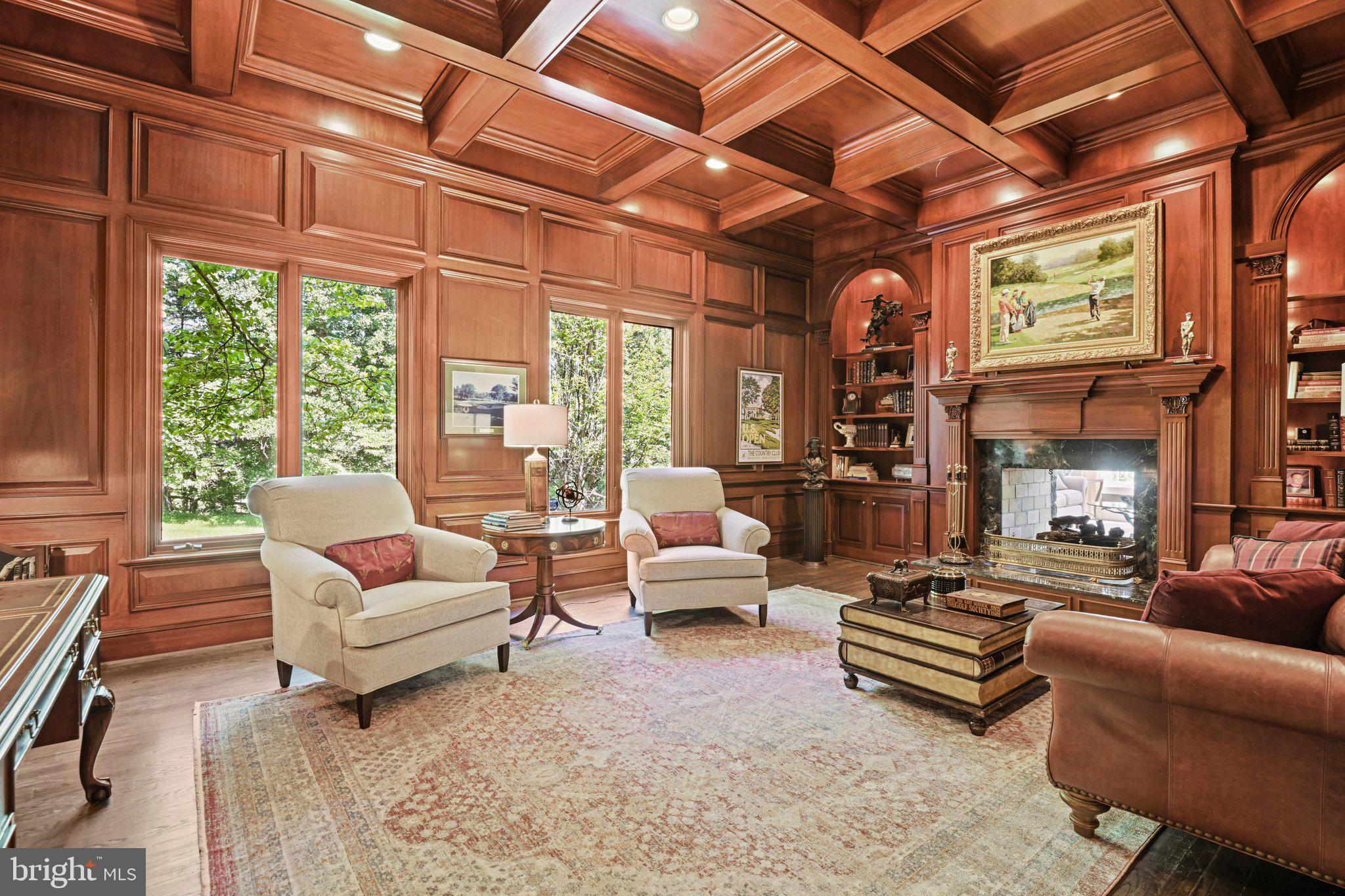 FALCON RIDGE - Residential