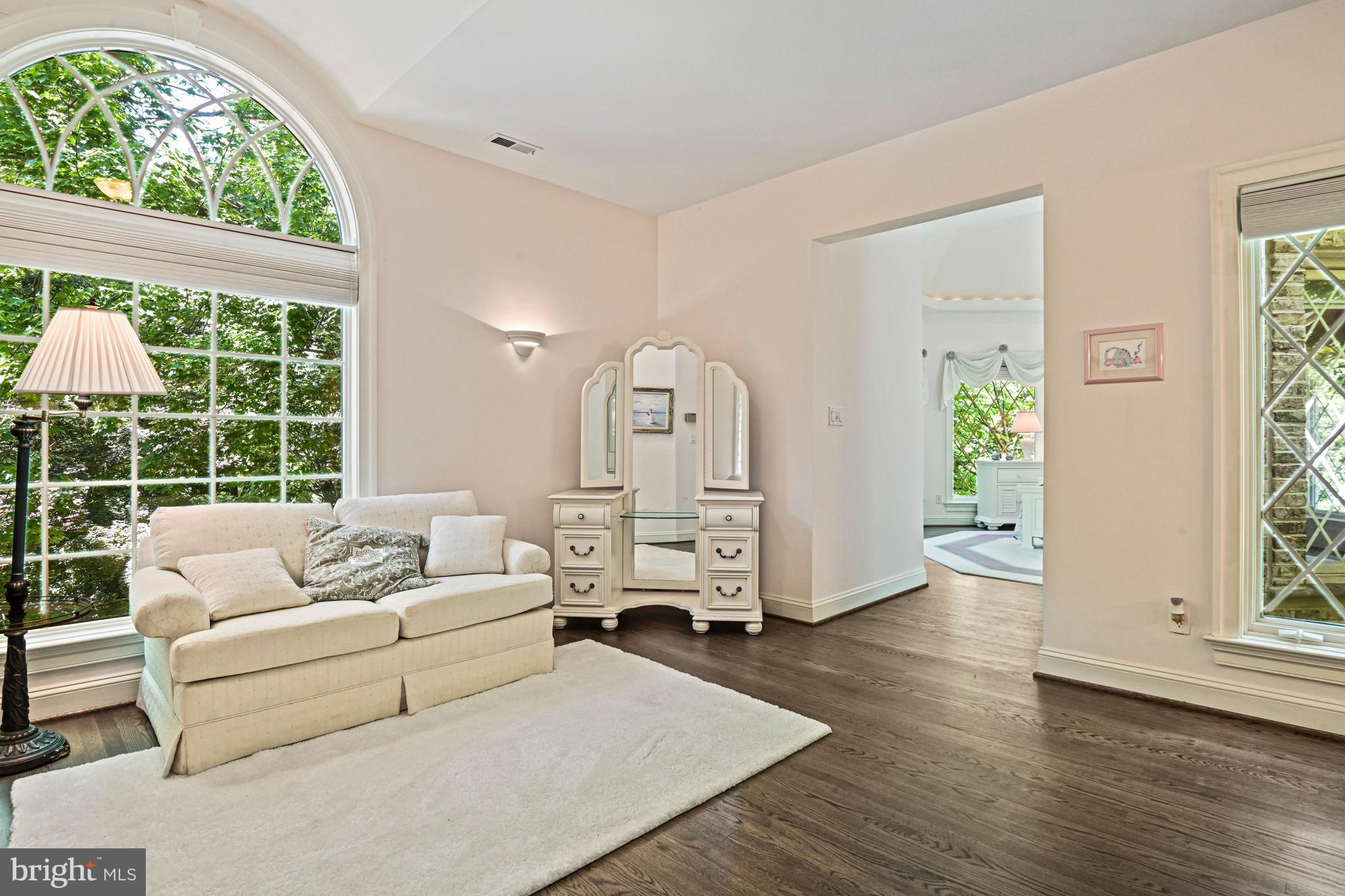 FALCON RIDGE - Residential