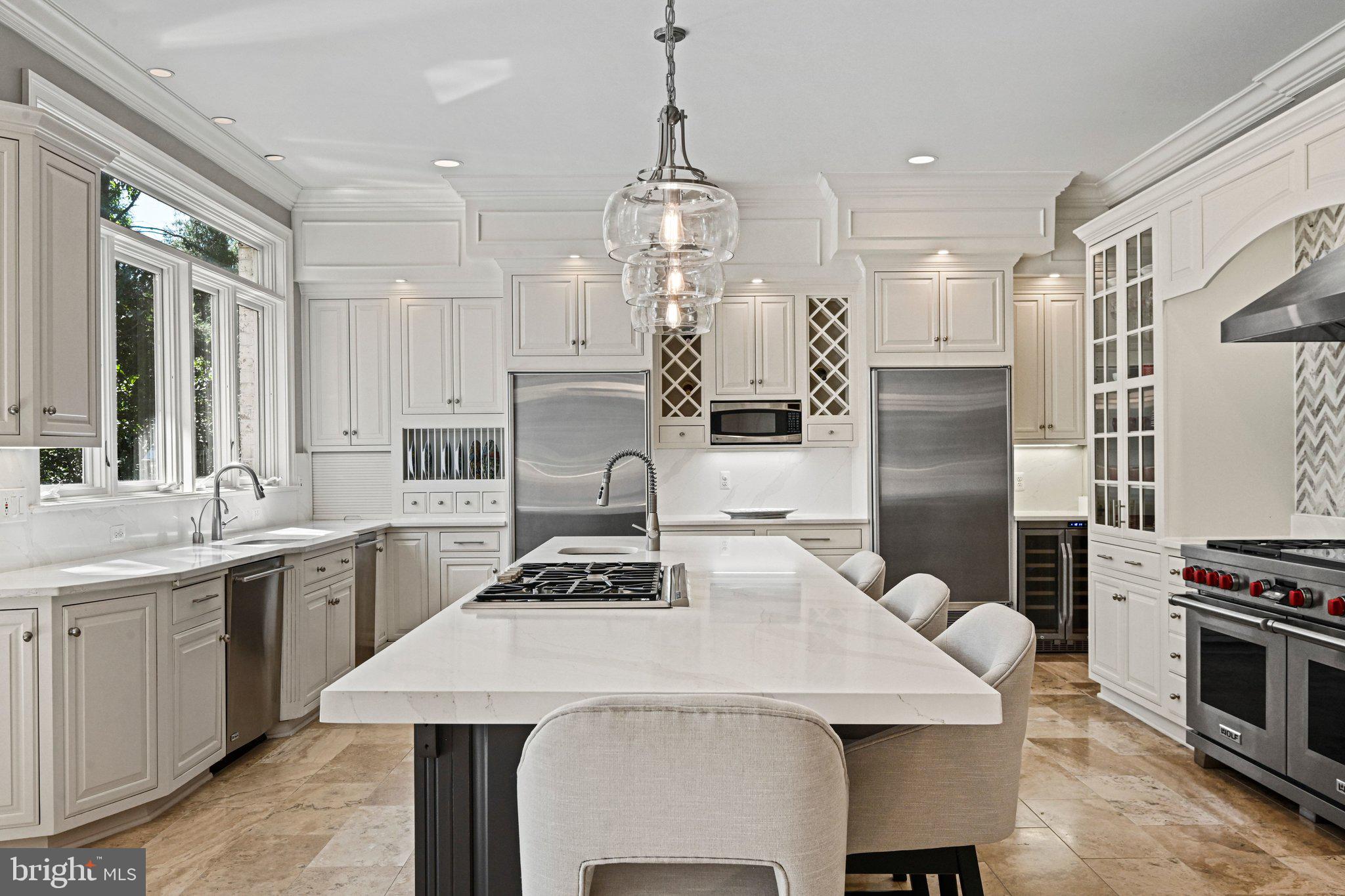 FALCON RIDGE - Residential