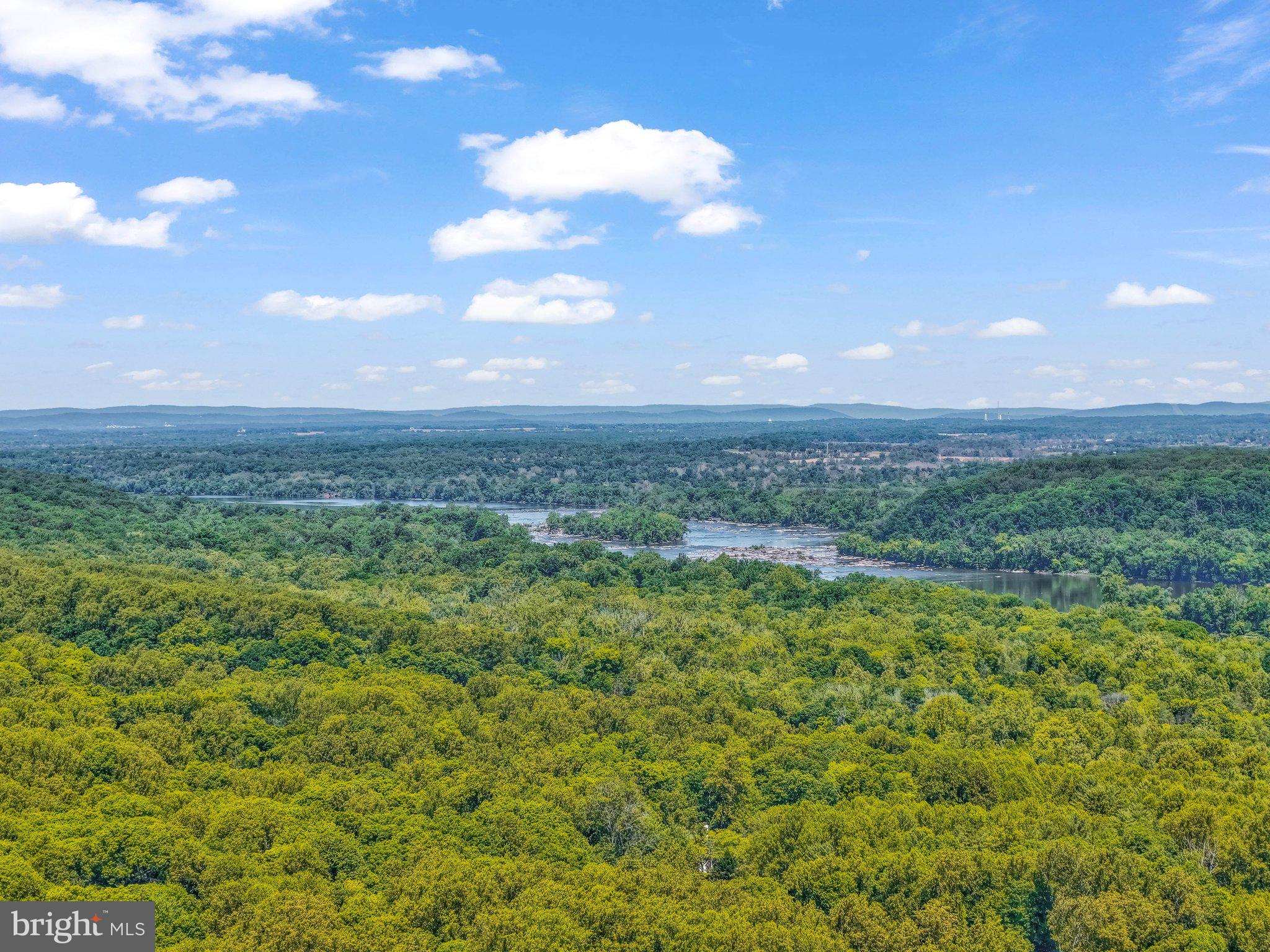FALCON RIDGE - Residential