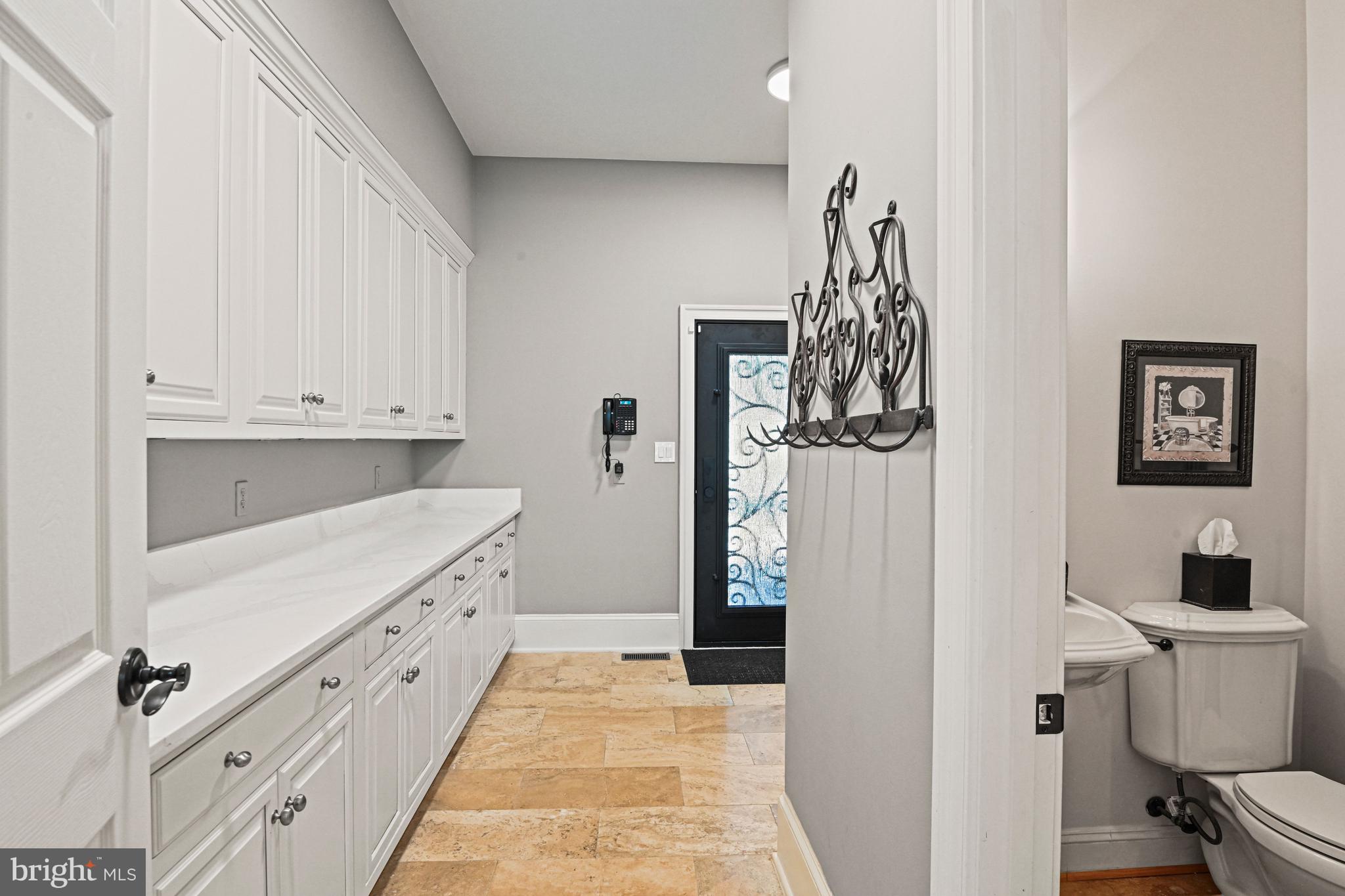 FALCON RIDGE - Residential