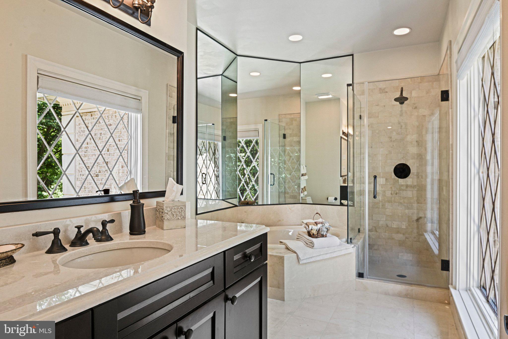 FALCON RIDGE - Residential