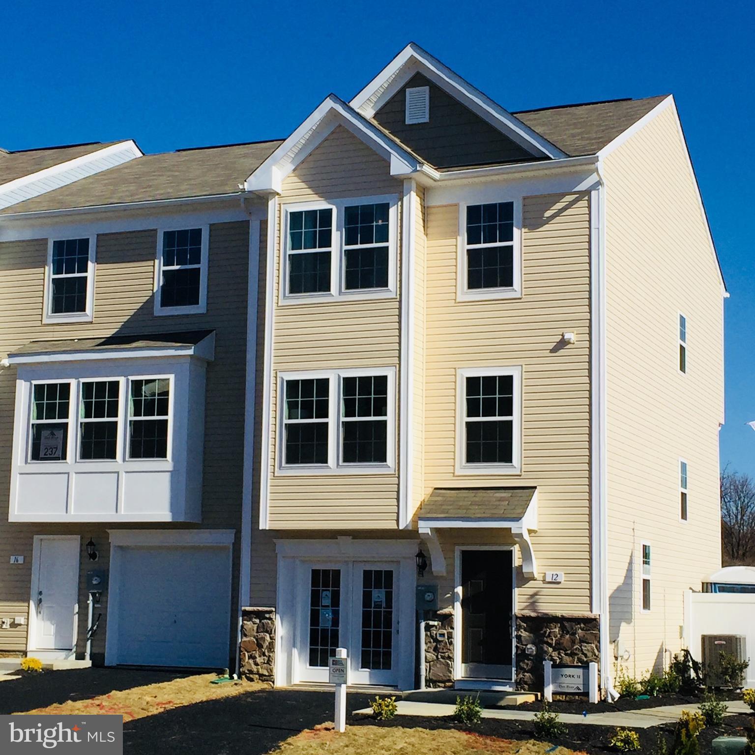 STONEBROOK VILLAGE - Residential