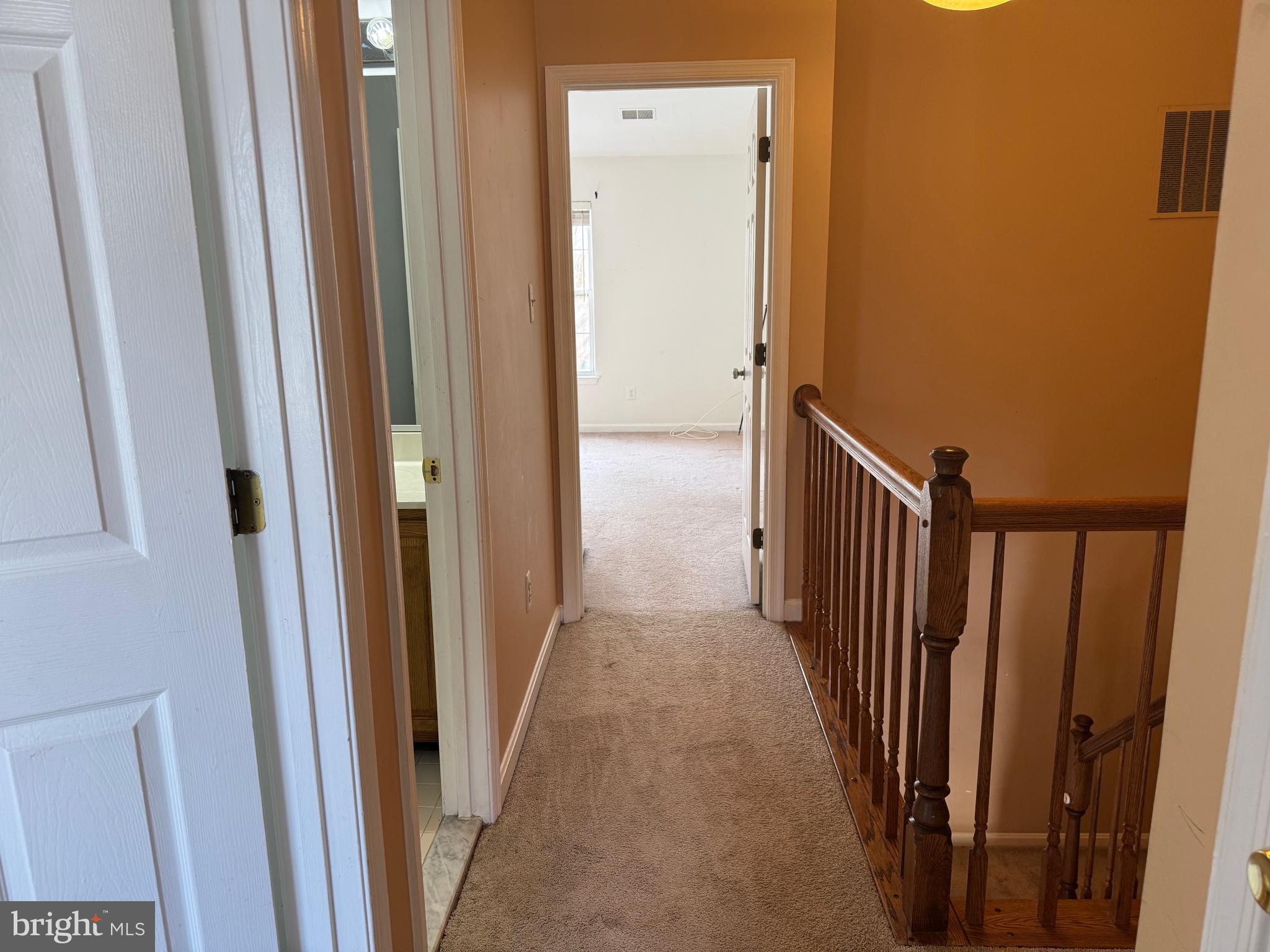 COMPTON VALLEY ESTATES - Residential Lease