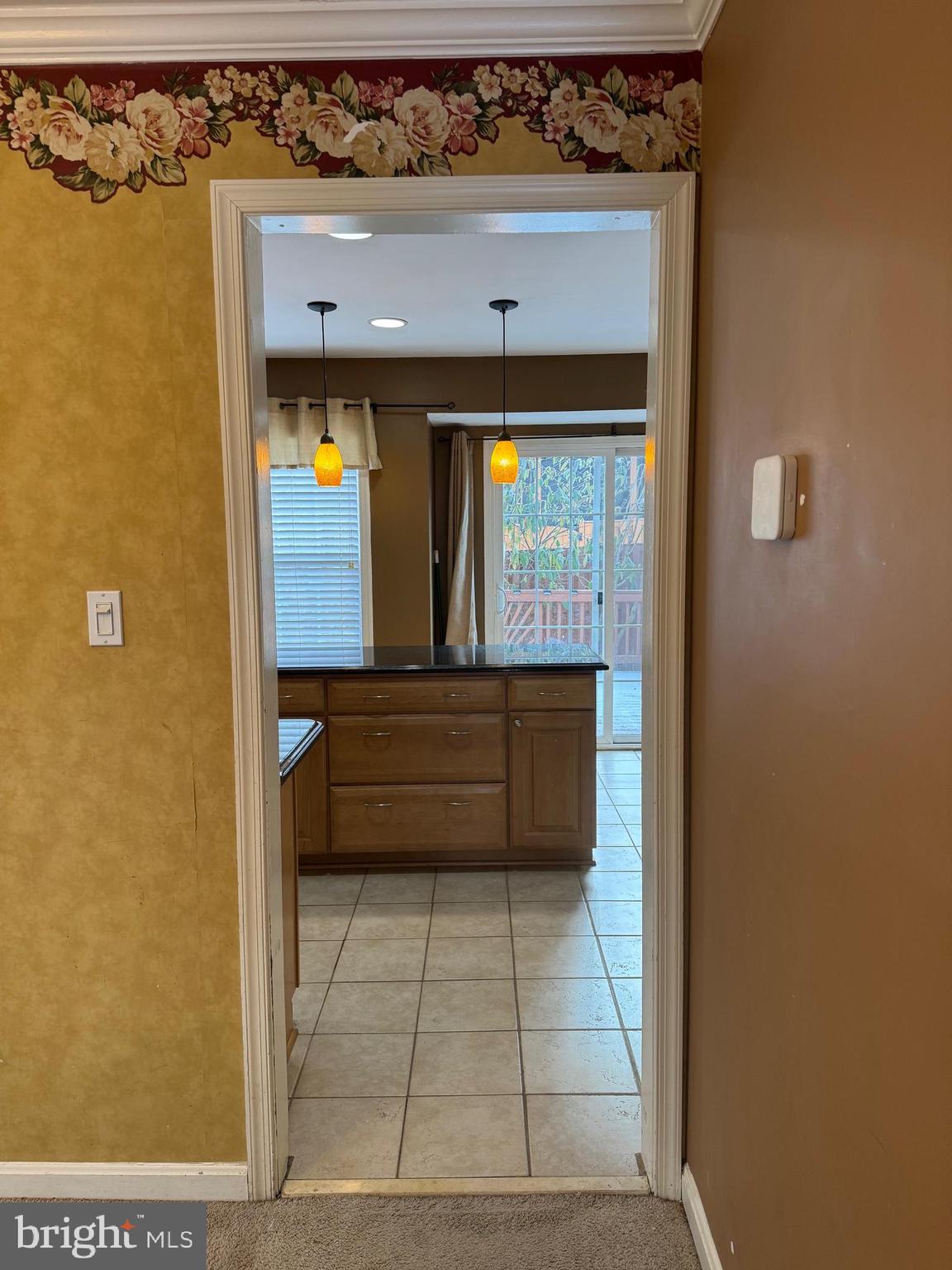 COMPTON VALLEY ESTATES - Residential Lease