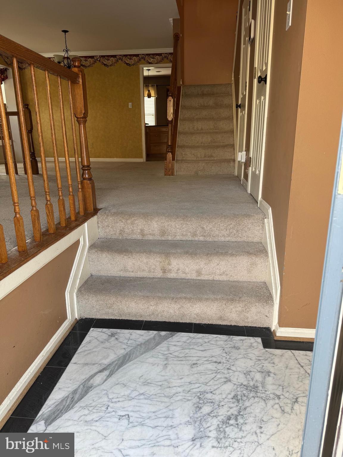 COMPTON VALLEY ESTATES - Residential Lease