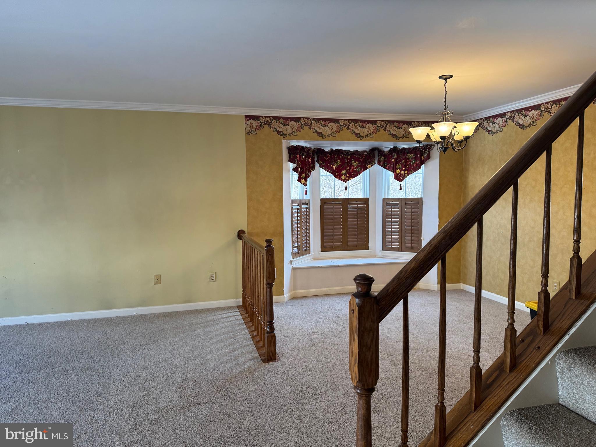 COMPTON VALLEY ESTATES - Residential Lease