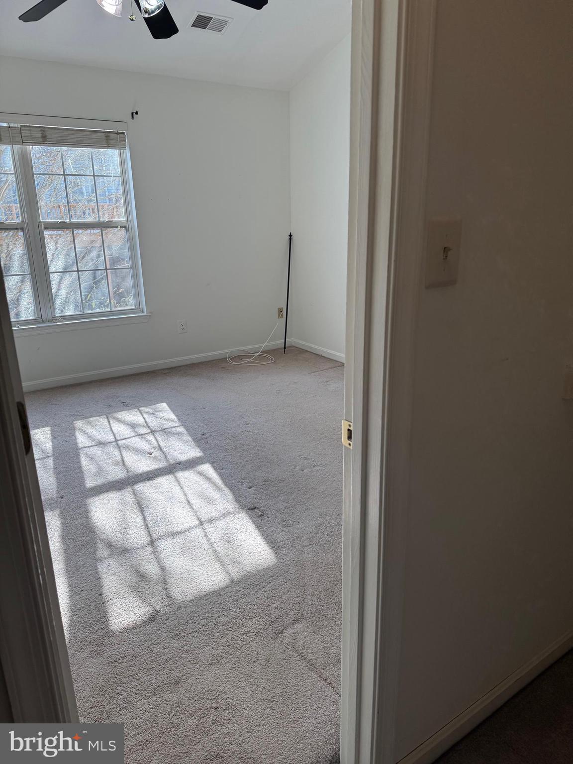 COMPTON VALLEY ESTATES - Residential Lease