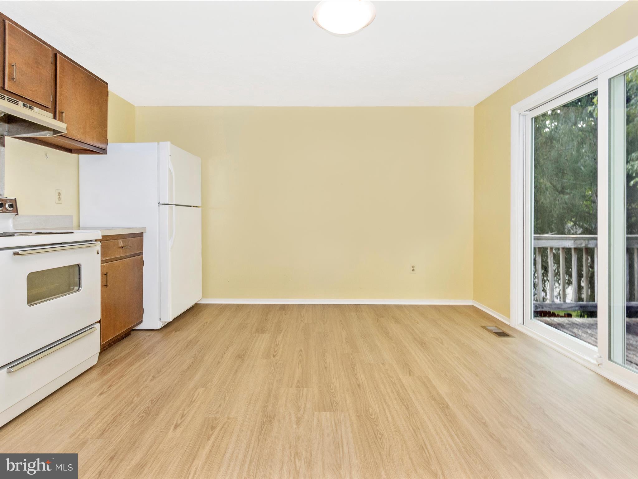 VILLAGE OF HICKORY RIDGE - Residential