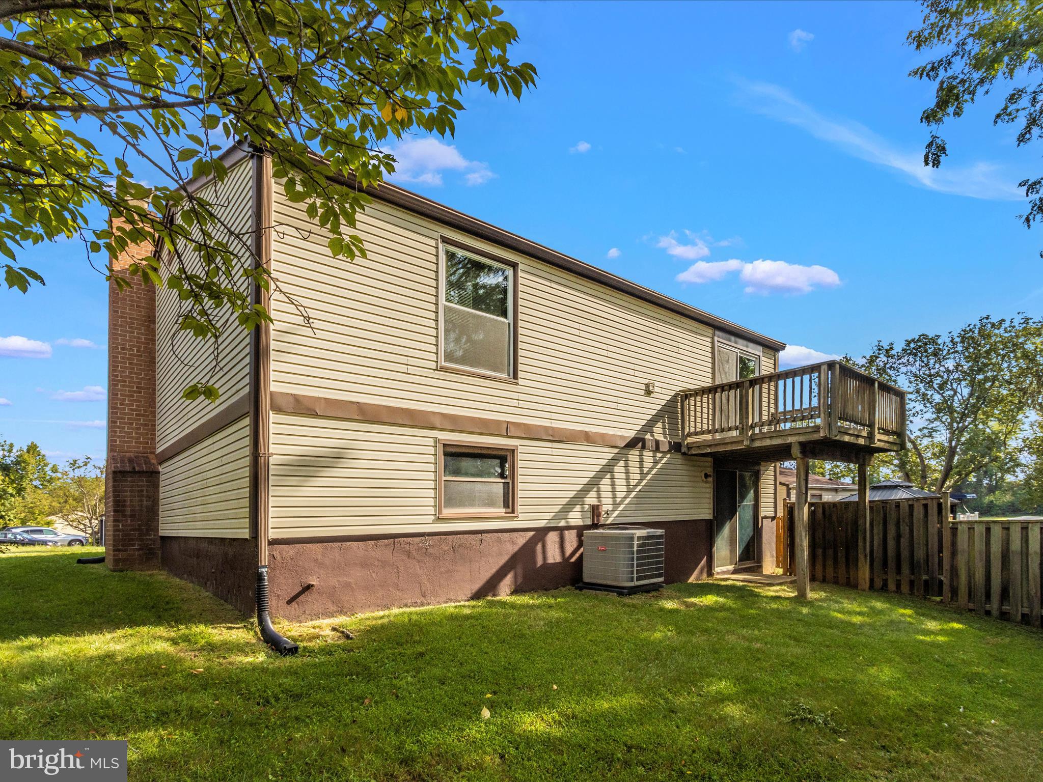 VILLAGE OF HICKORY RIDGE - Residential