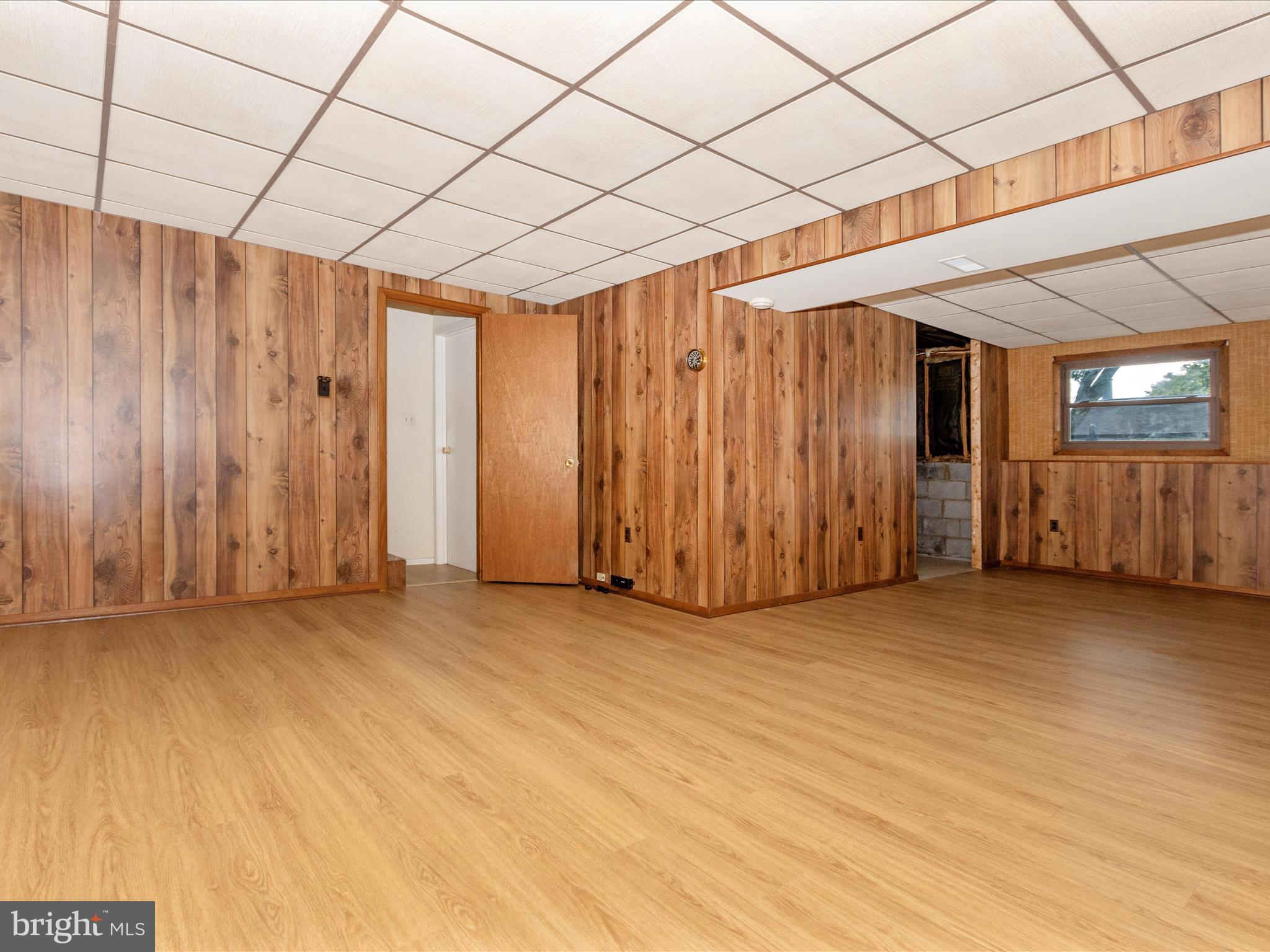 VILLAGE OF HICKORY RIDGE - Residential